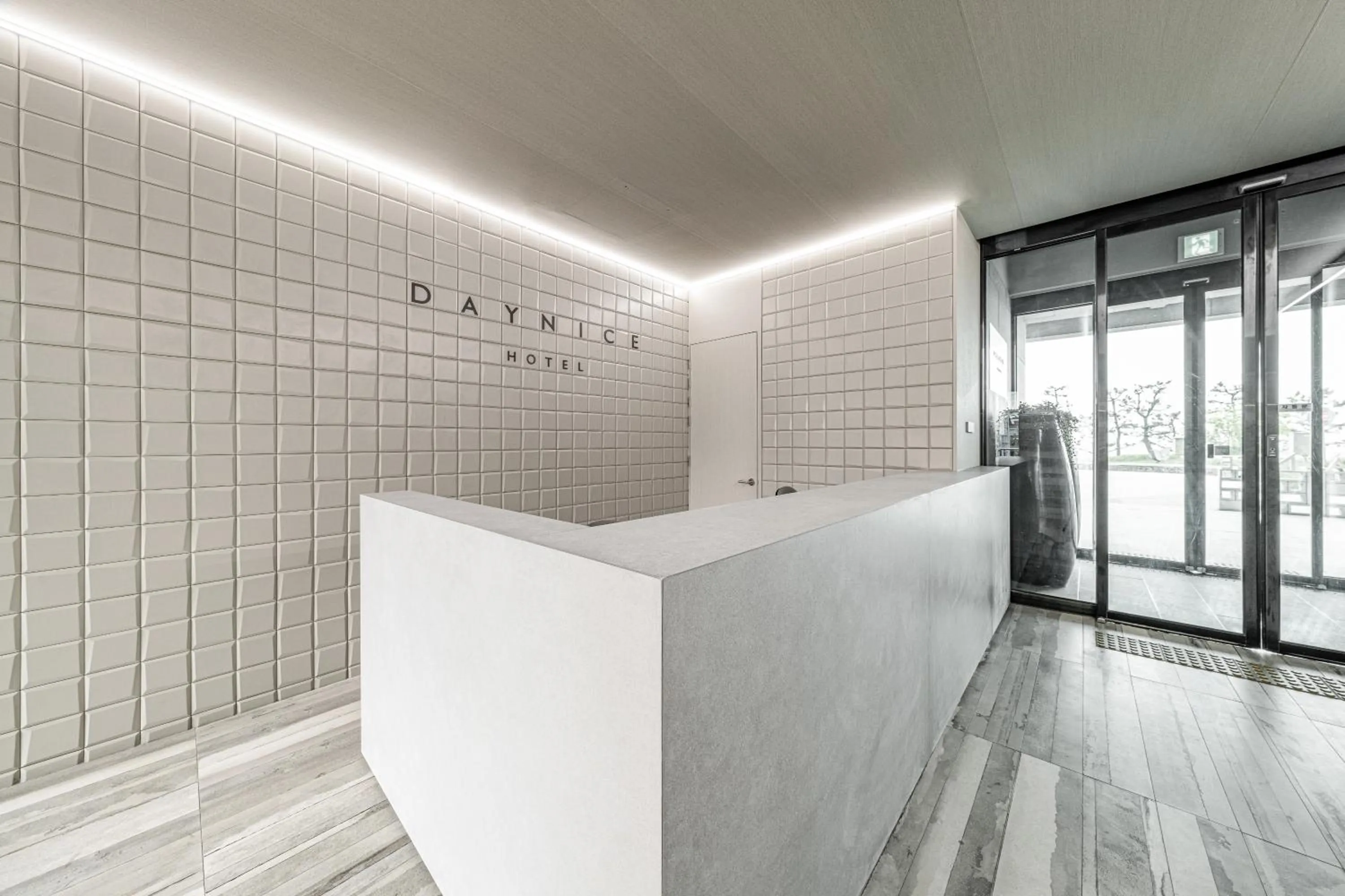 Daynice hotel