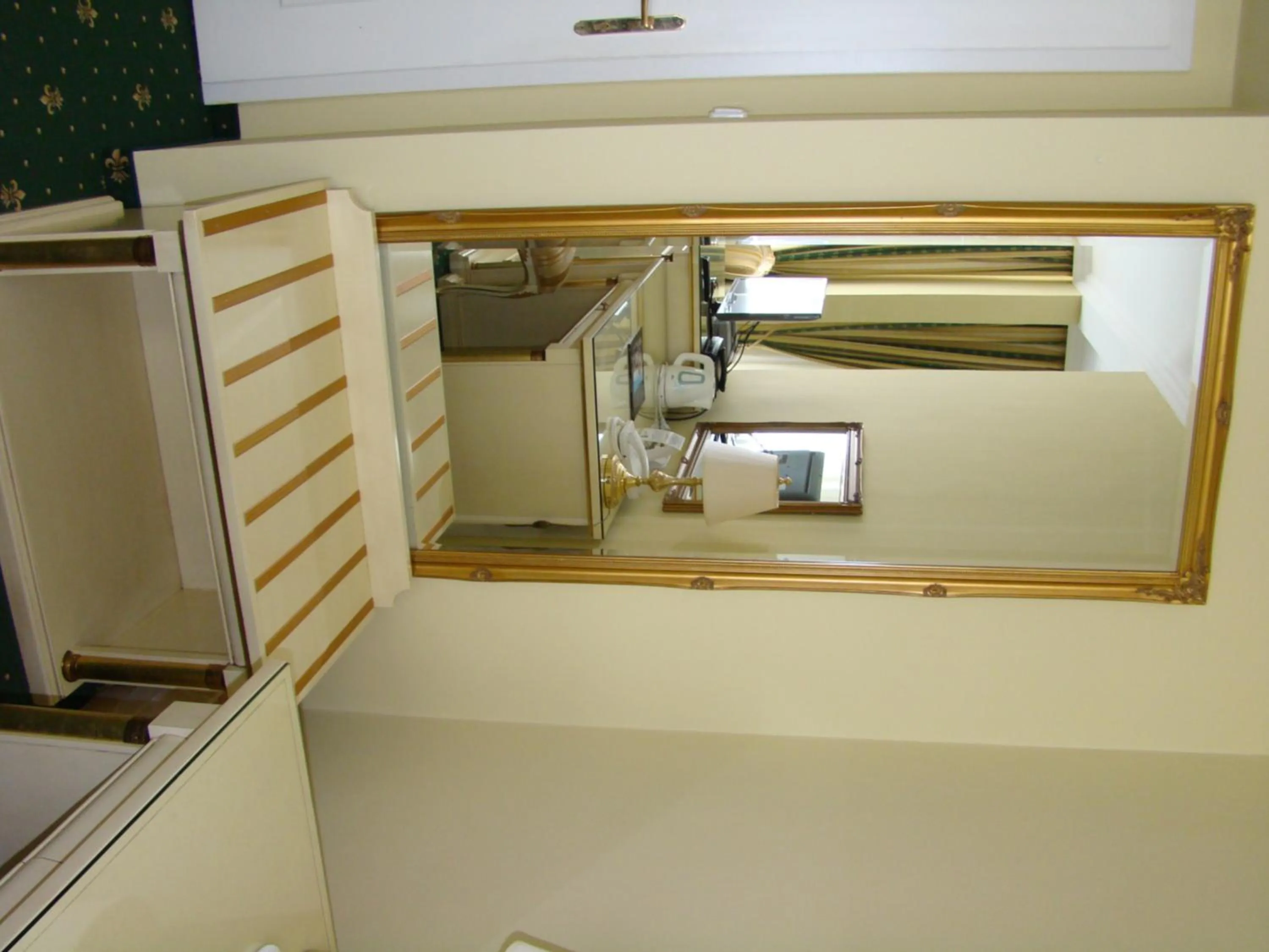 Photo of the whole room in Hotel Saint Petersburg