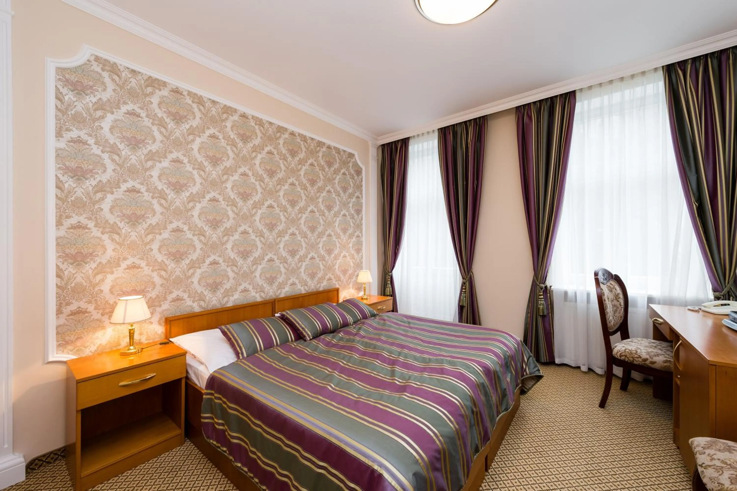 Day, Bed in Hotel Saint Petersburg