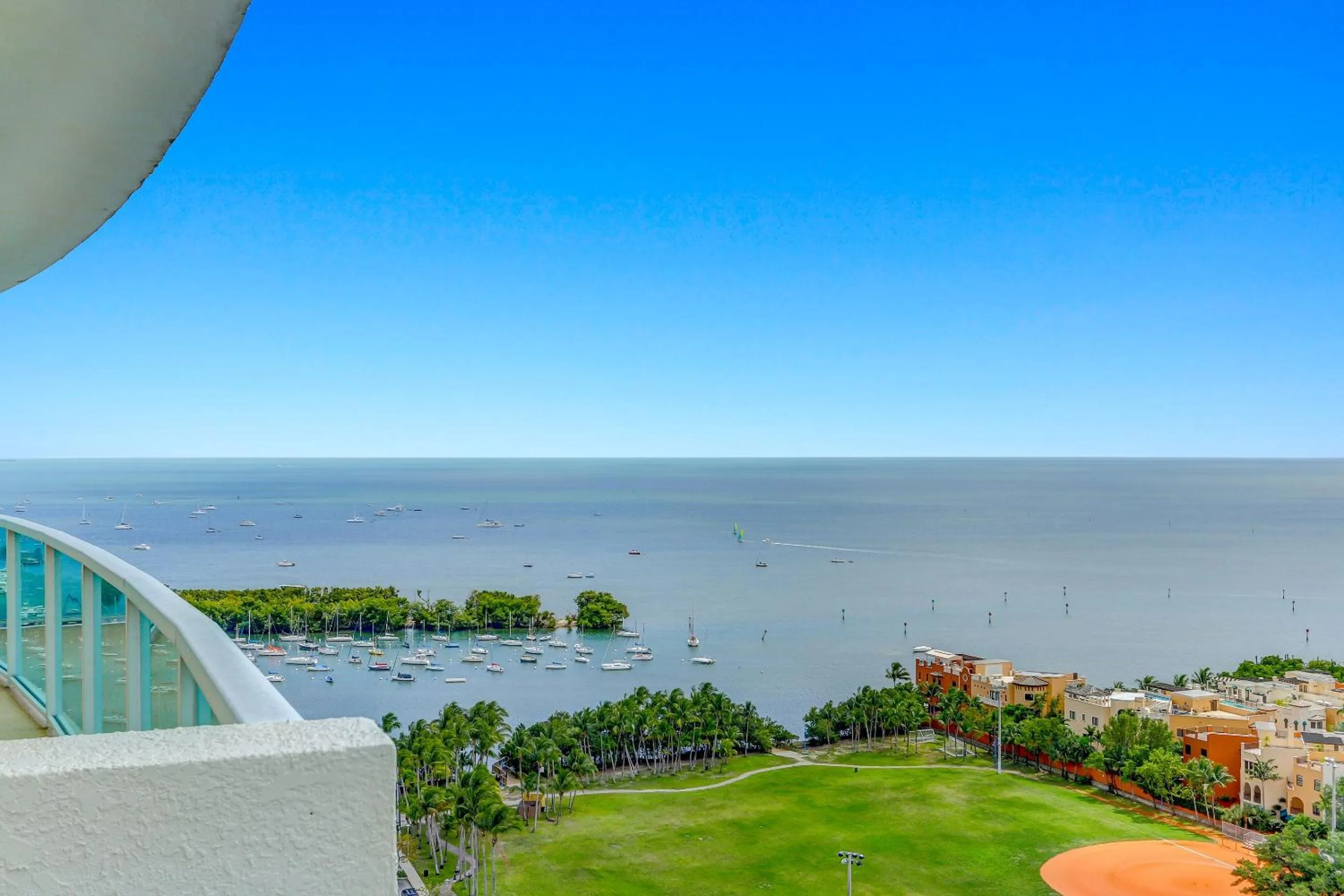 Balcony/Terrace in iCoconutGrove - Luxurious Vacation Rentals in Coconut Grove