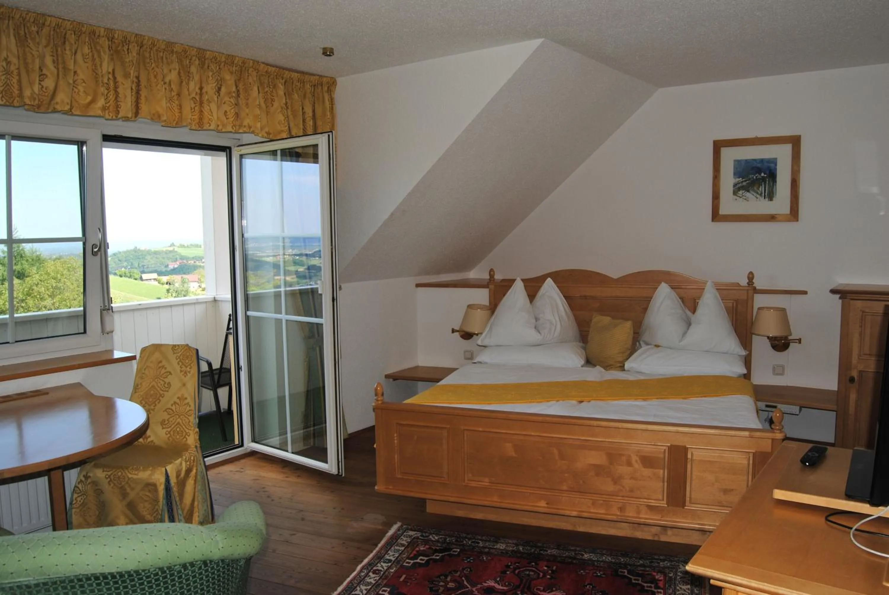 Photo of the whole room, Bed in Panoramahotel Steirerland