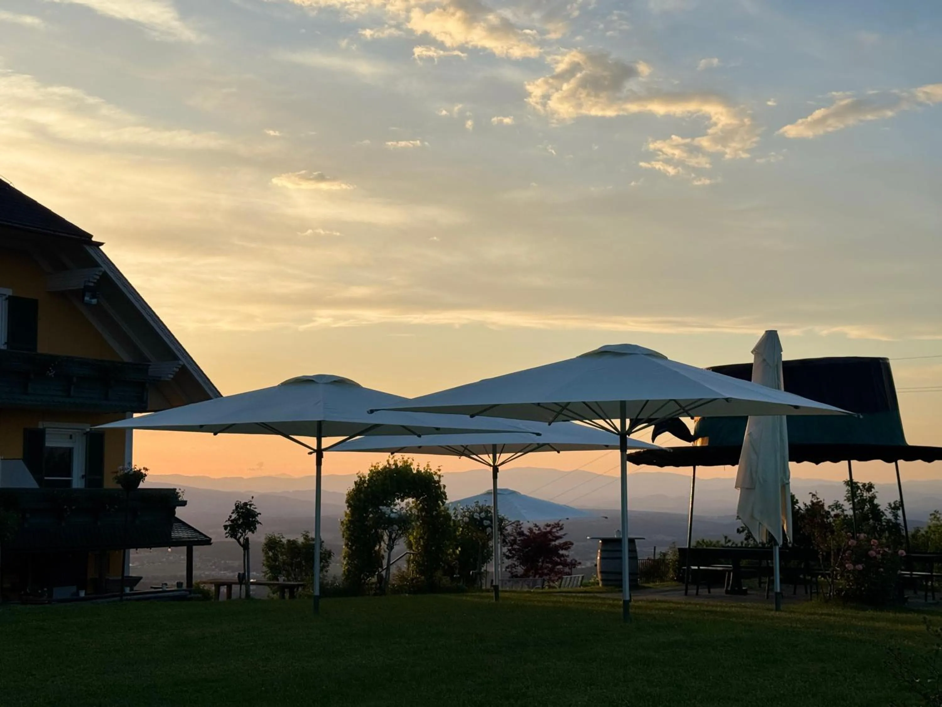 Sunset in Panoramahotel Steirerland