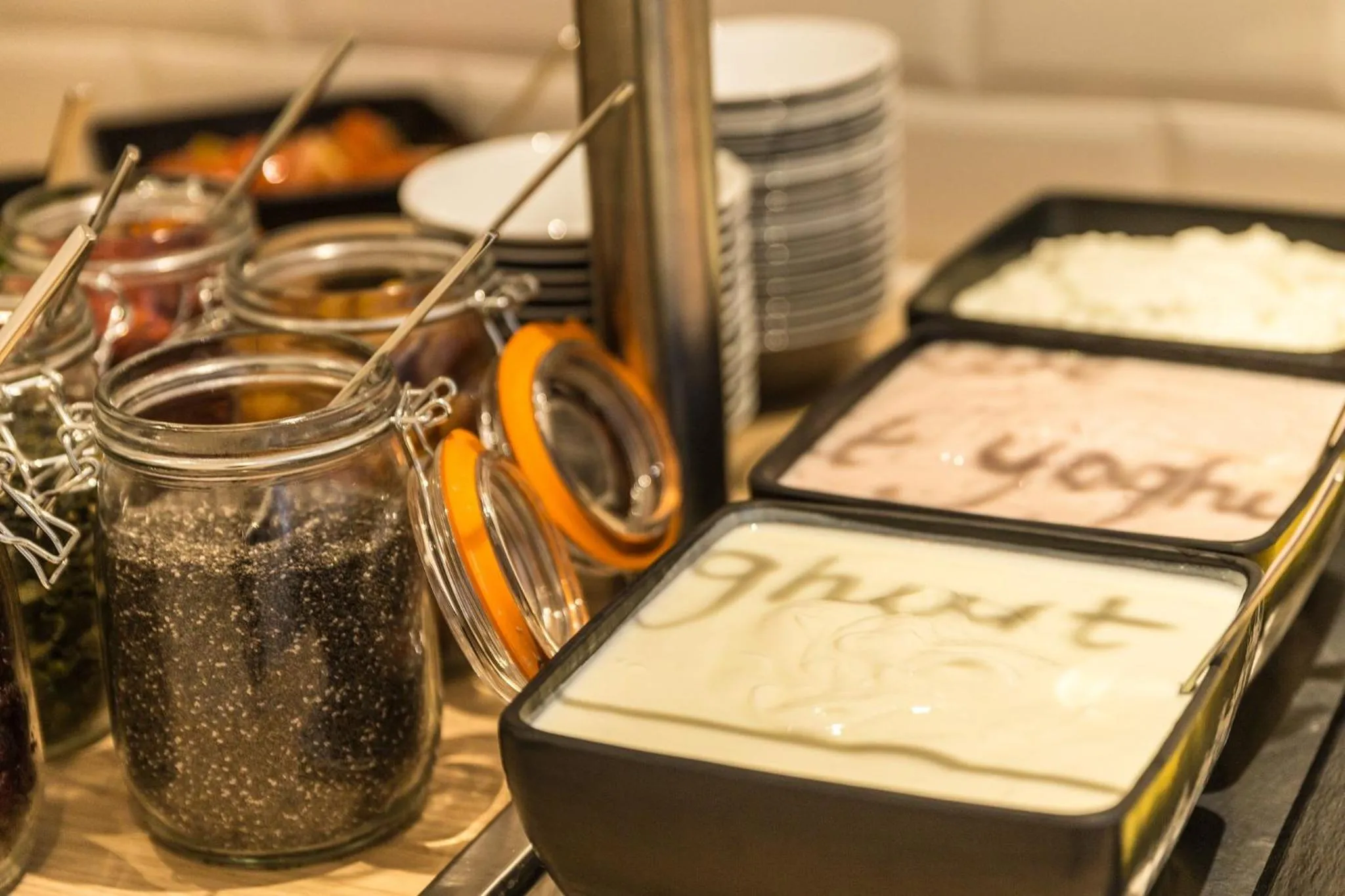 Restaurant/places to eat in Holiday Inn - the niu, Dairy Haarlem