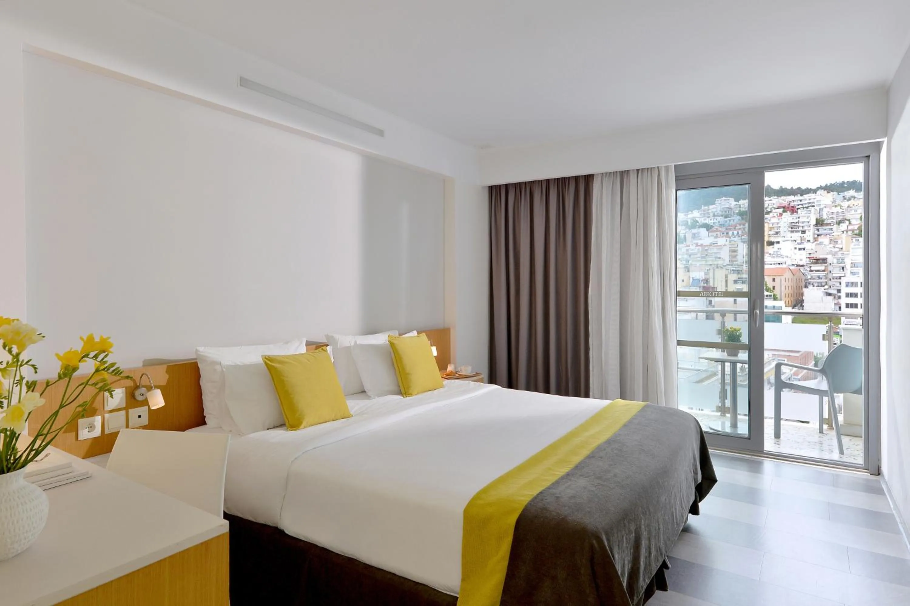 Bed in Airotel Galaxy