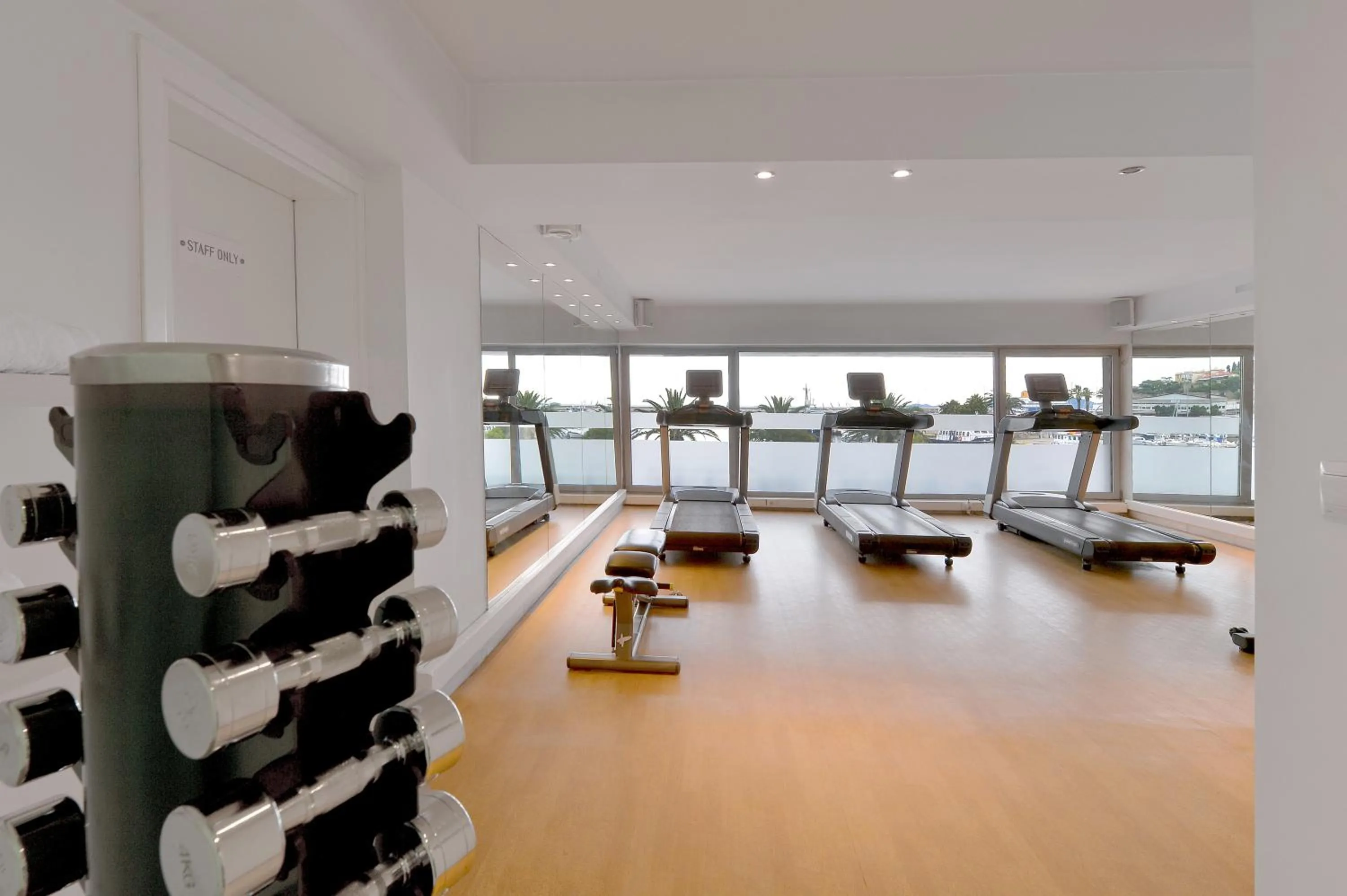 Fitness centre/facilities in Airotel Galaxy