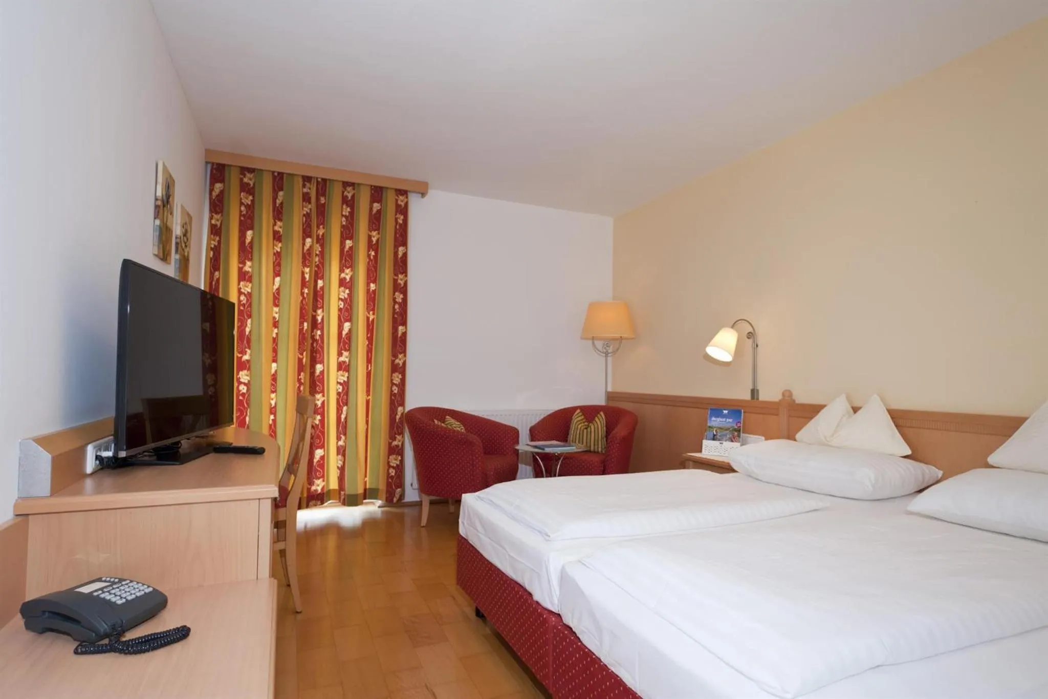 Bed in Relax- & Wanderhotel Poppengut