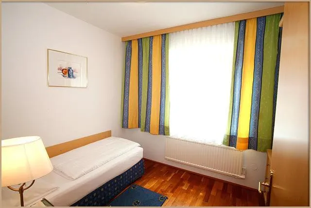 Bed in Relax- & Wanderhotel Poppengut