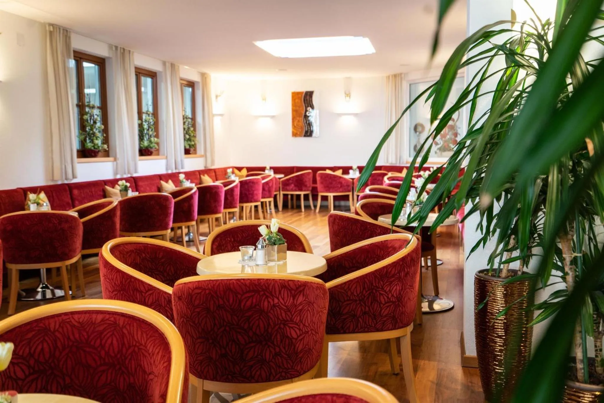 Restaurant/places to eat in Relax- & Wanderhotel Poppengut