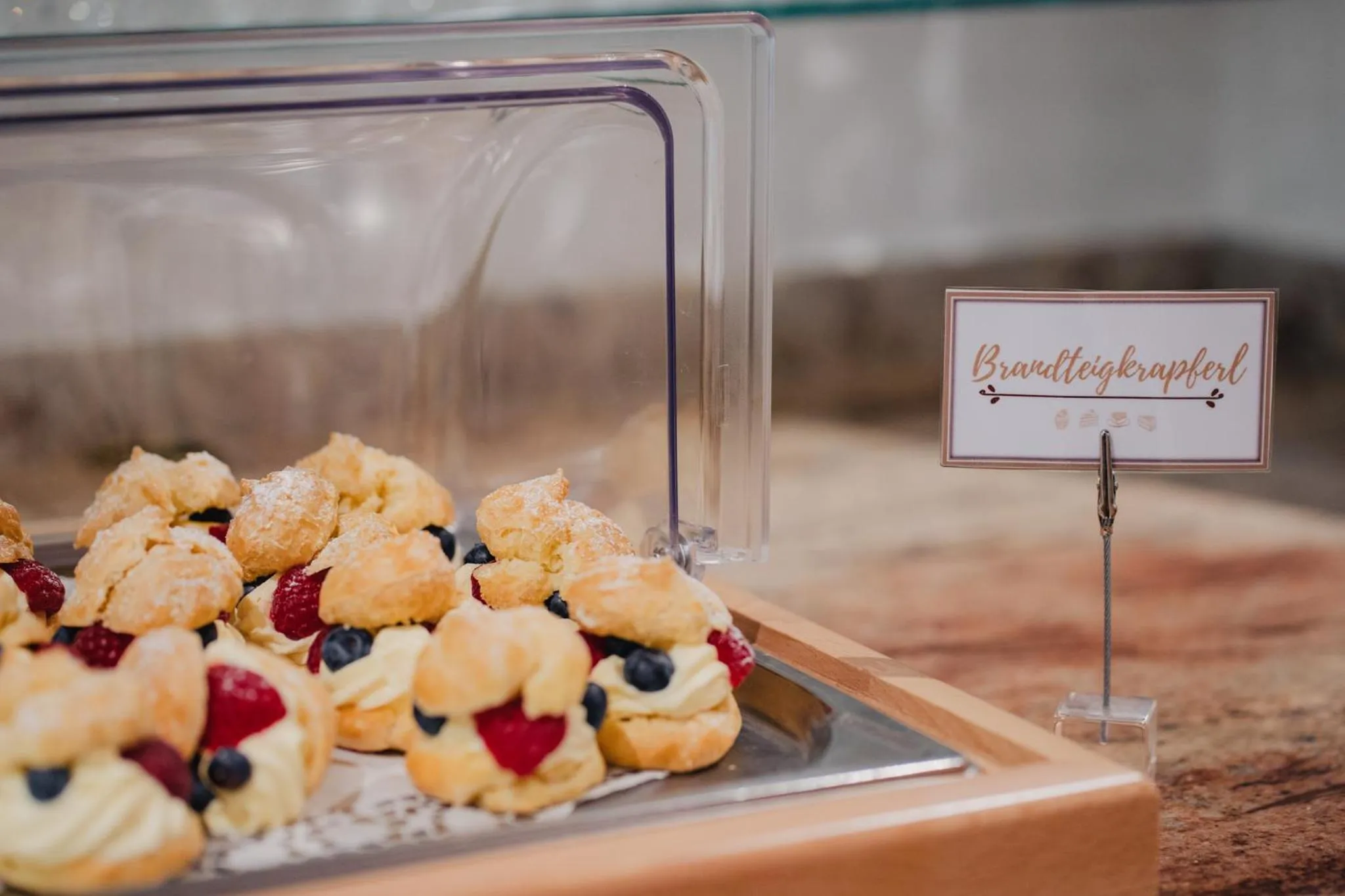 Restaurant/places to eat in Relax- & Wanderhotel Poppengut