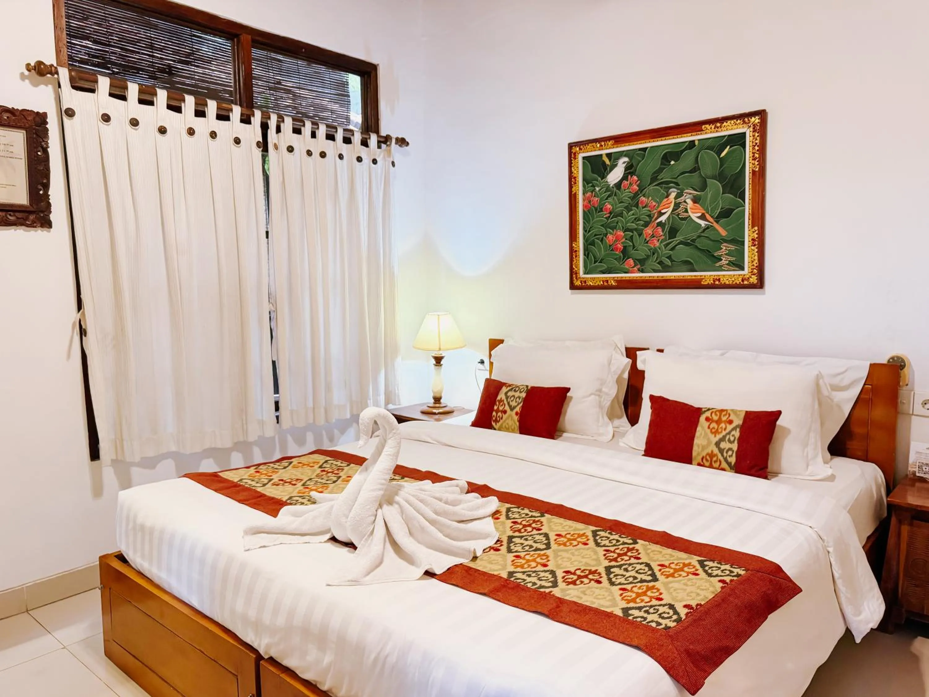 Bed in Amed Cafe & Hotel Kebun Wayan