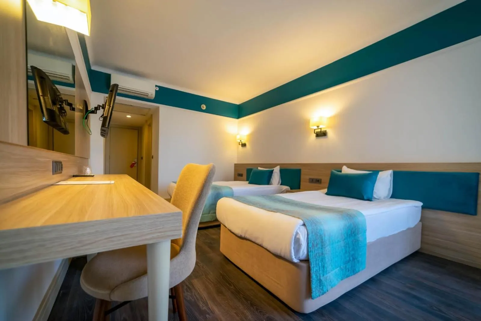 Bed in Asteria Collection Side