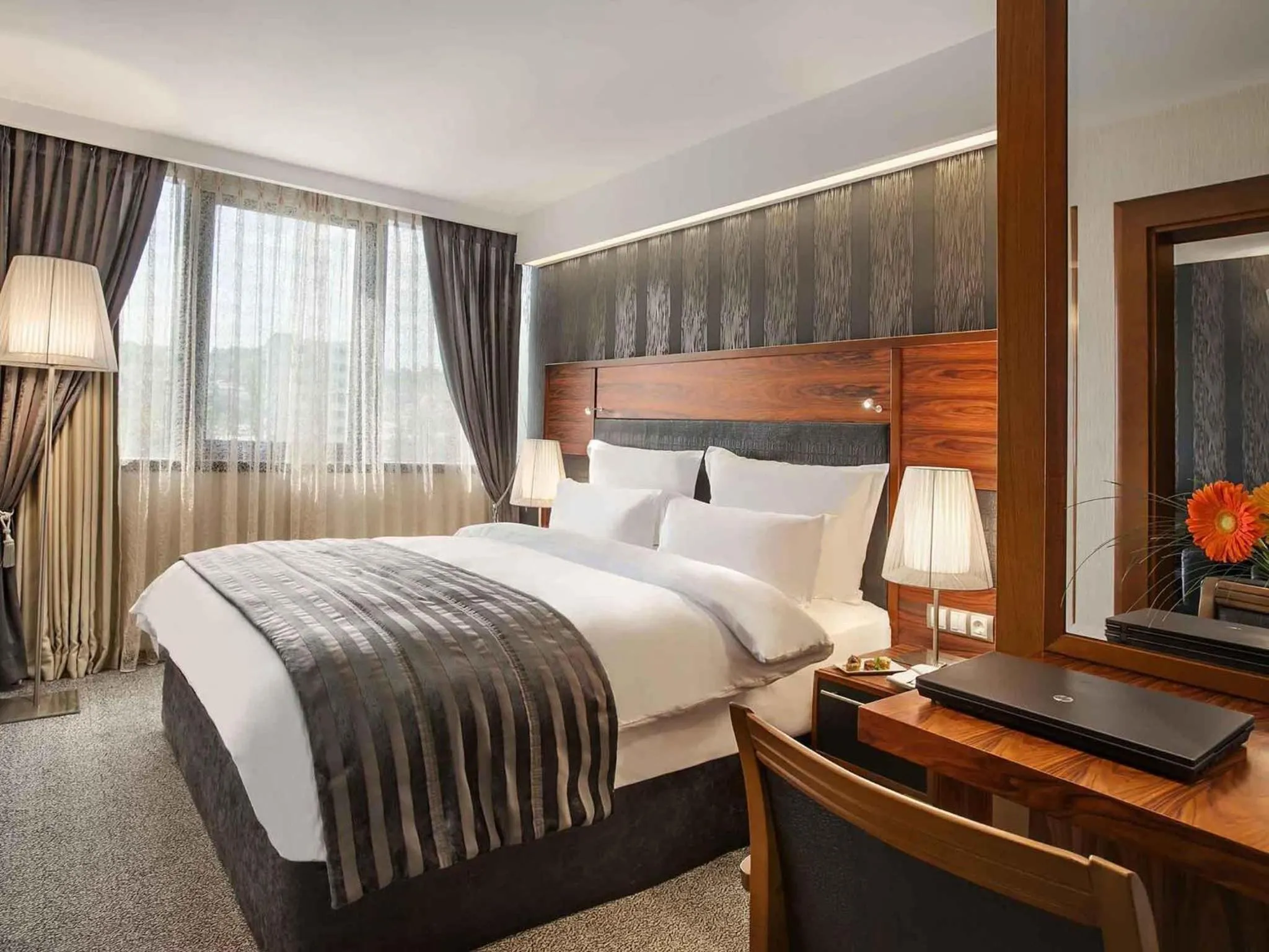 Bedroom, Bed in Movenpick hotel Sarajevo