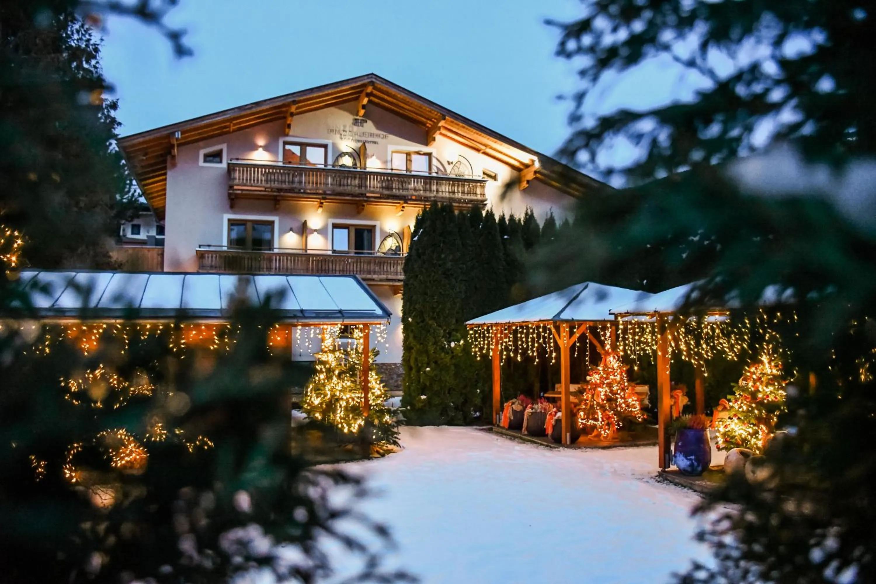 Property building in Boutique Hotel Pinzgauerhof