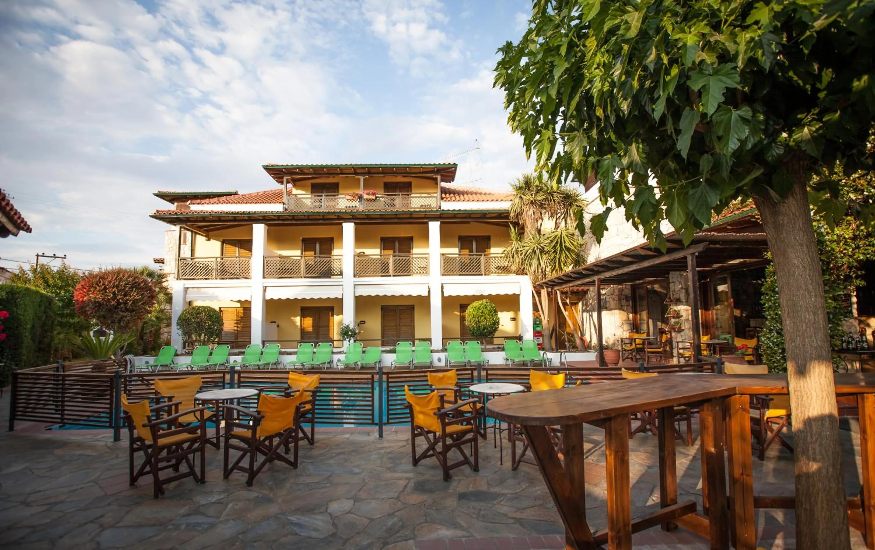 Patio in Ammon Garden Hotel