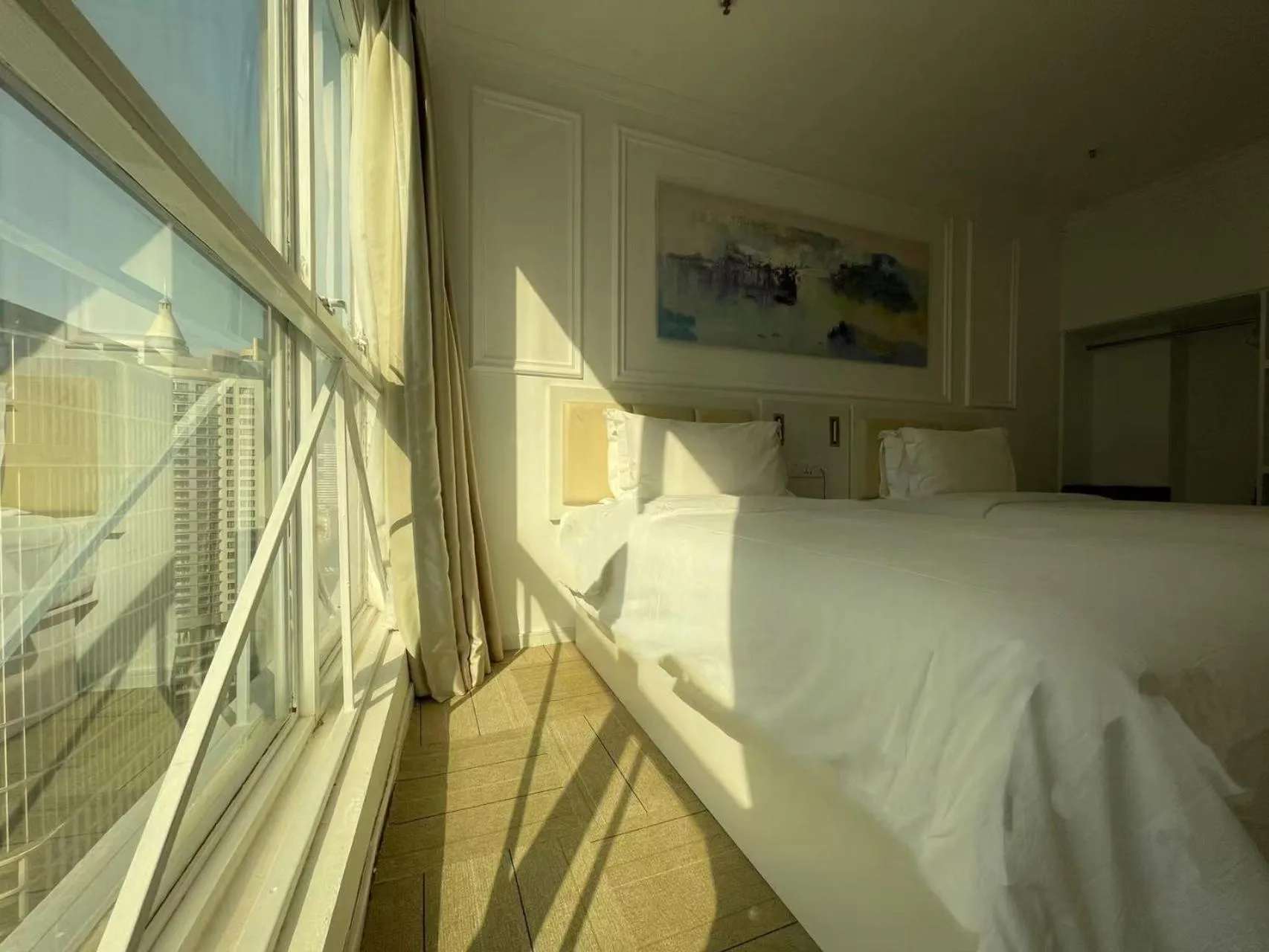 Property building, Bed in Magnificent International Hotel