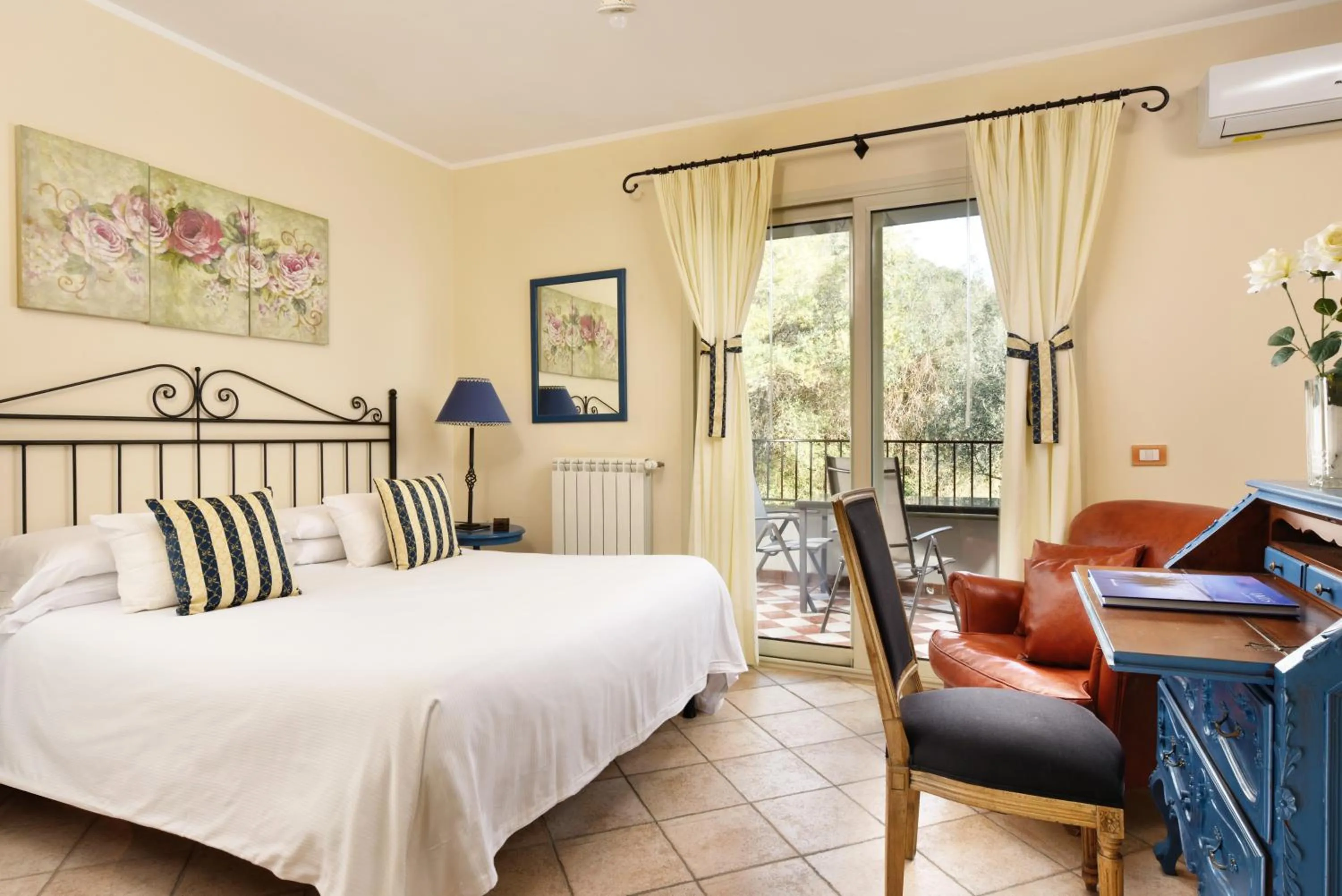 Bed in Hotel Recostano Residence