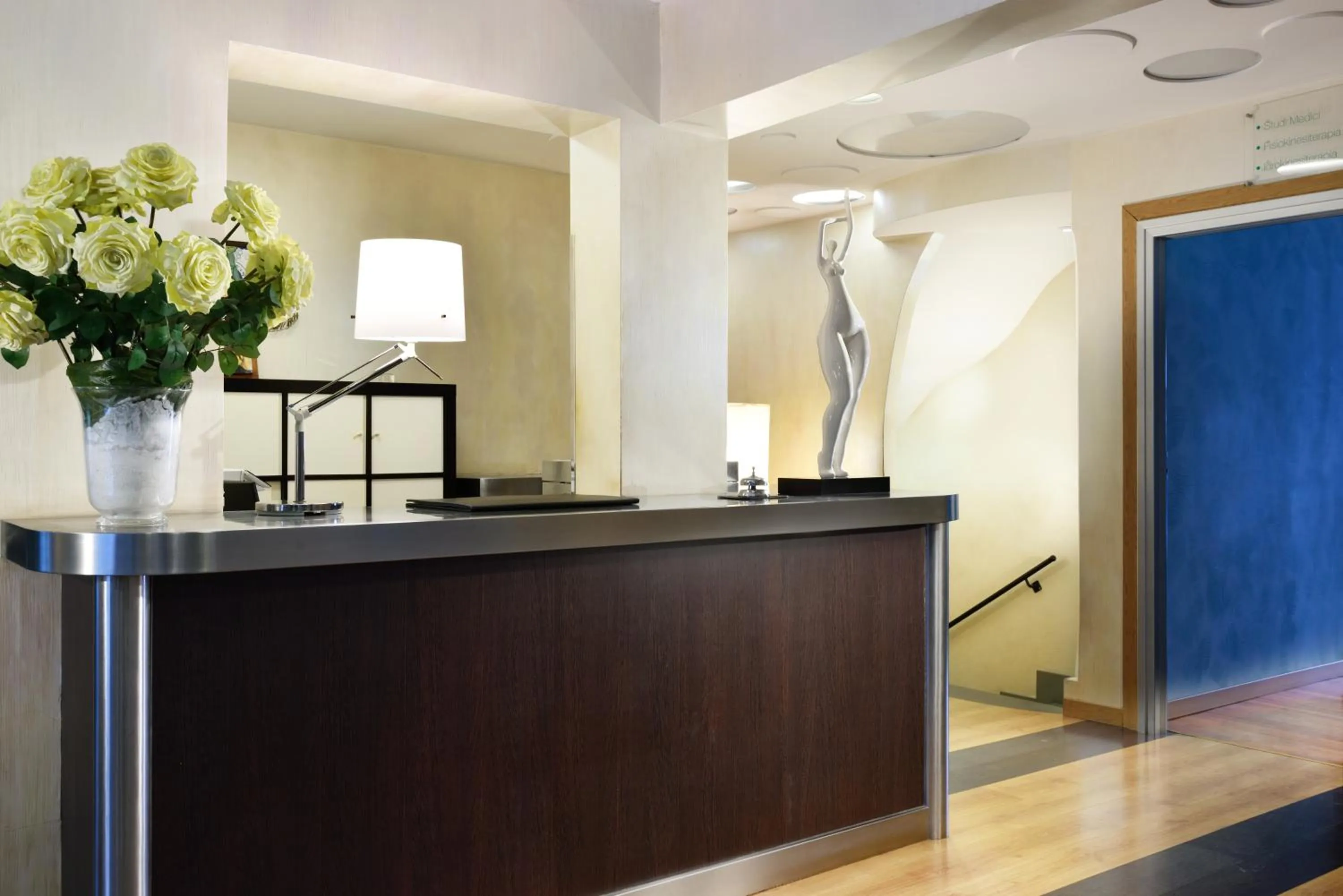 Lobby or reception in Hotel Recostano Residence