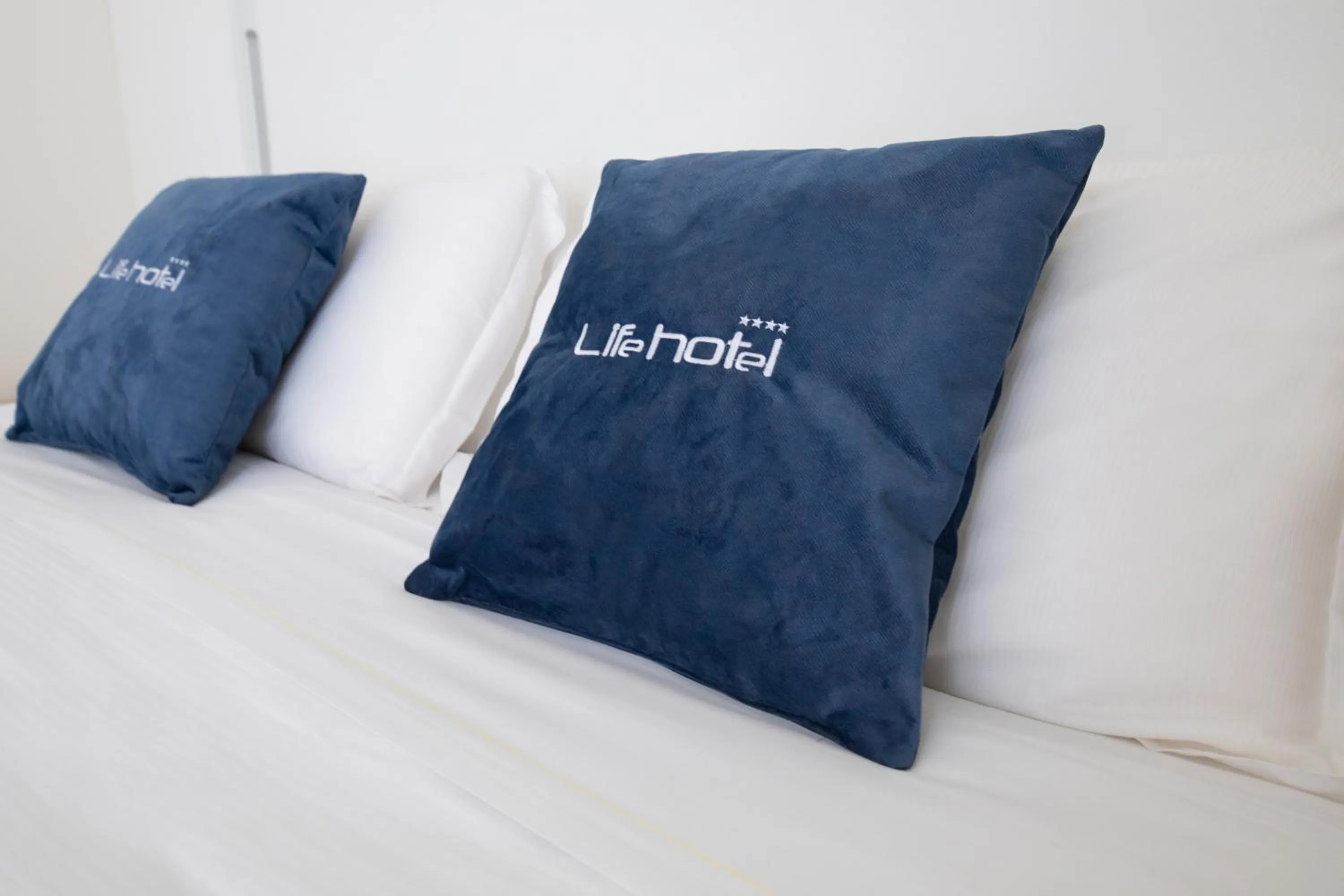 Logo/Certificate/Sign, Bed in Life Hotel Seaview & Spa