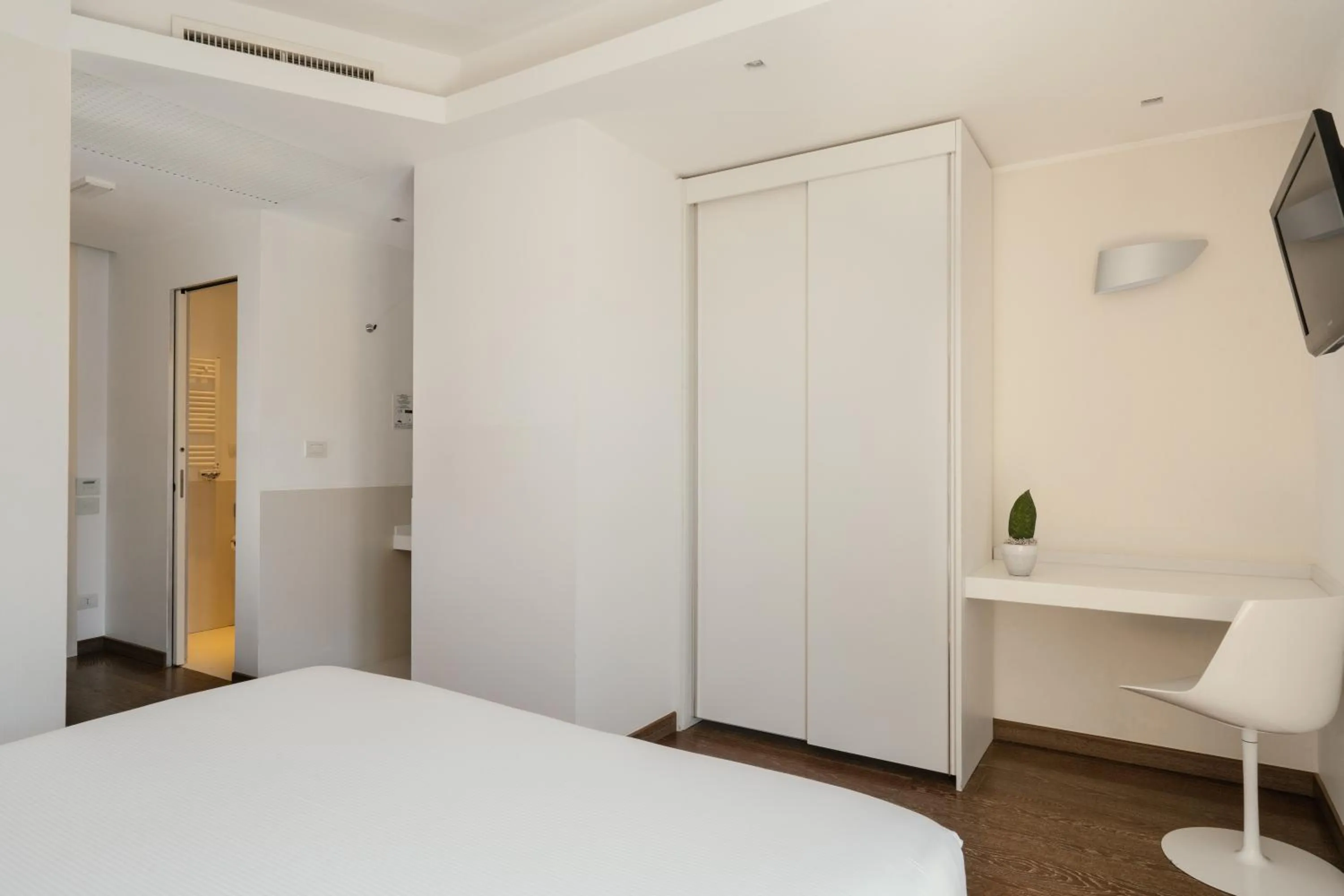 Bed in Life Hotel Seaview & Spa