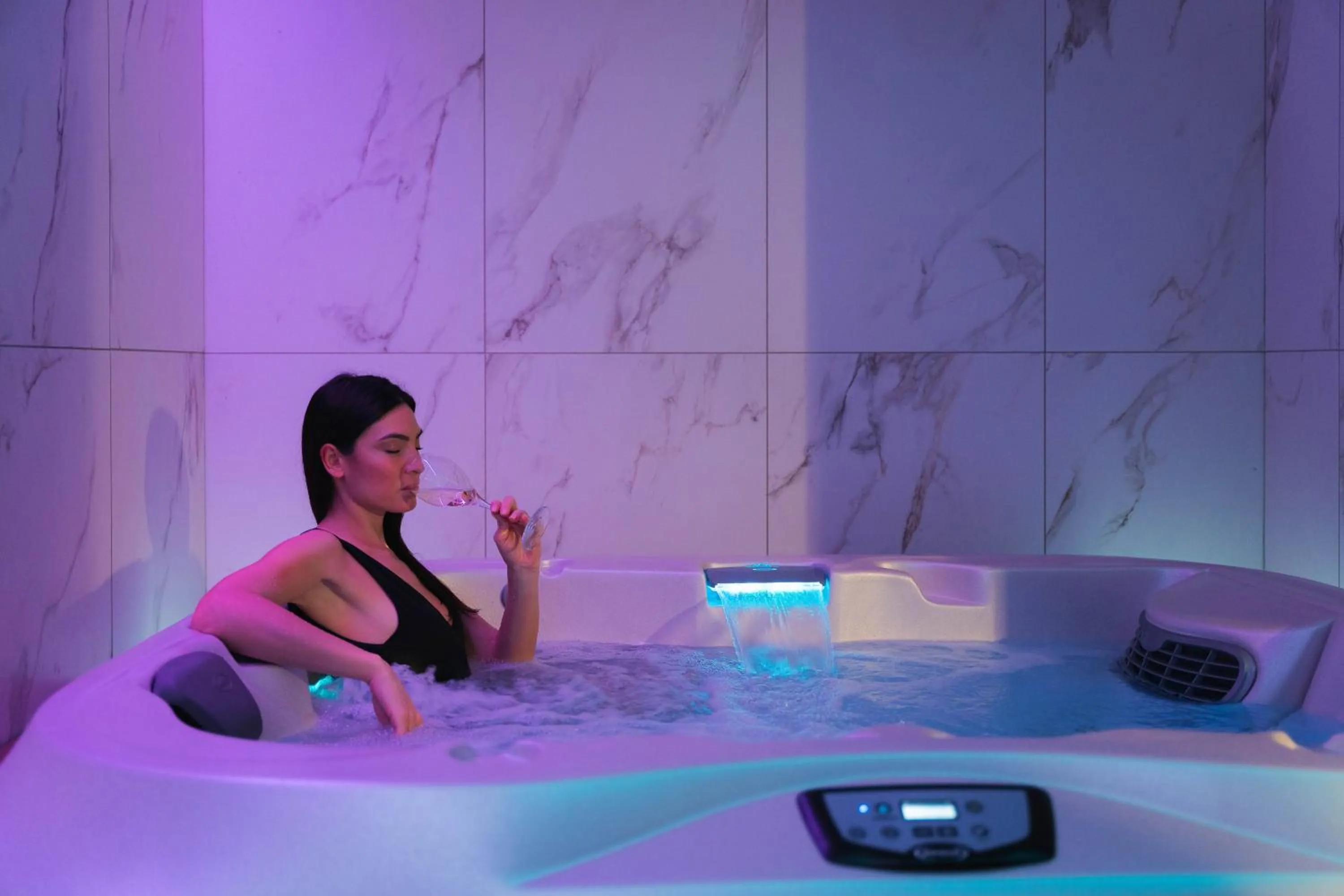 Hot Tub in Life Hotel Seaview & Spa