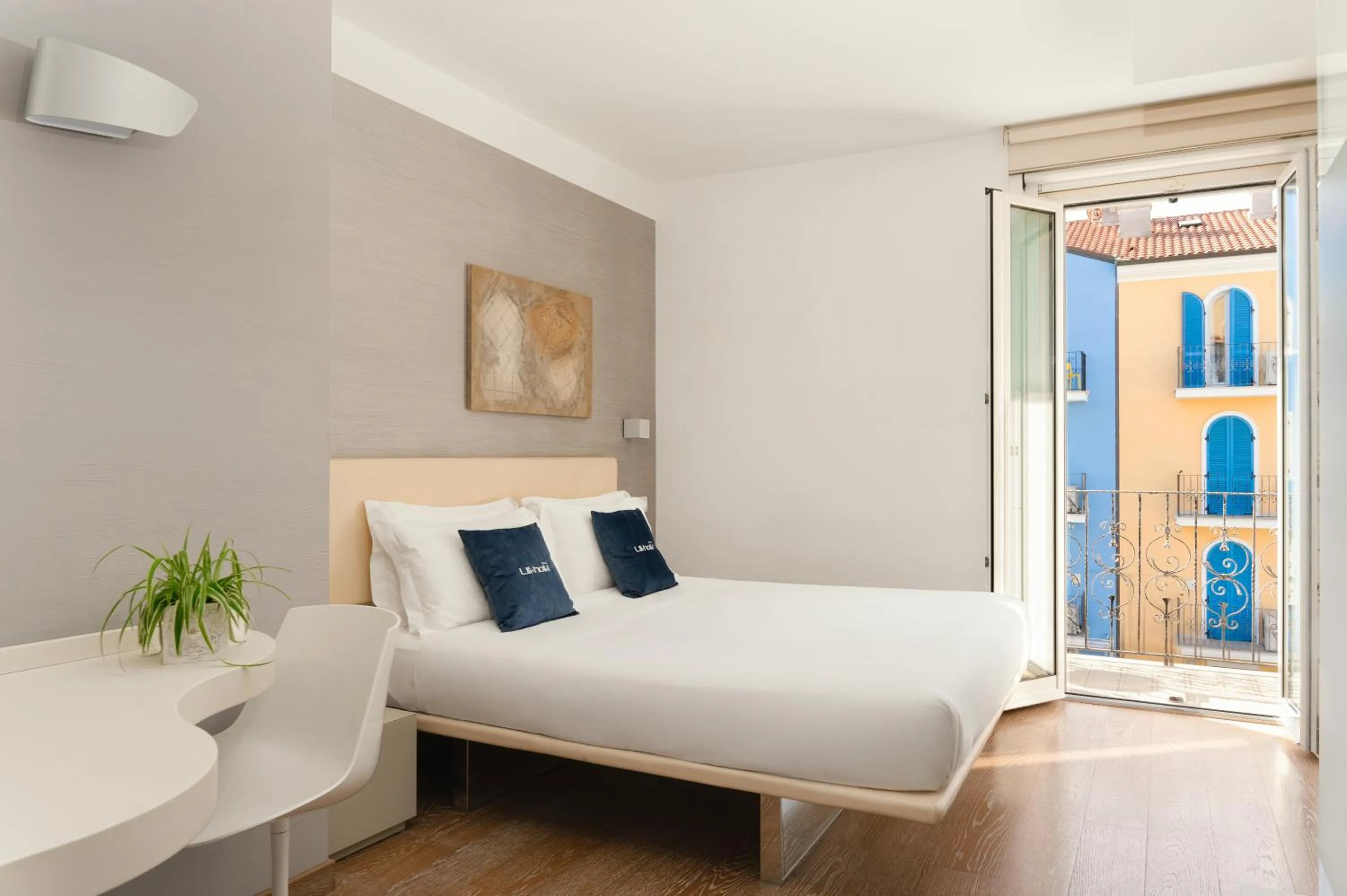 Bedroom, Bed in Life Hotel Seaview & Spa