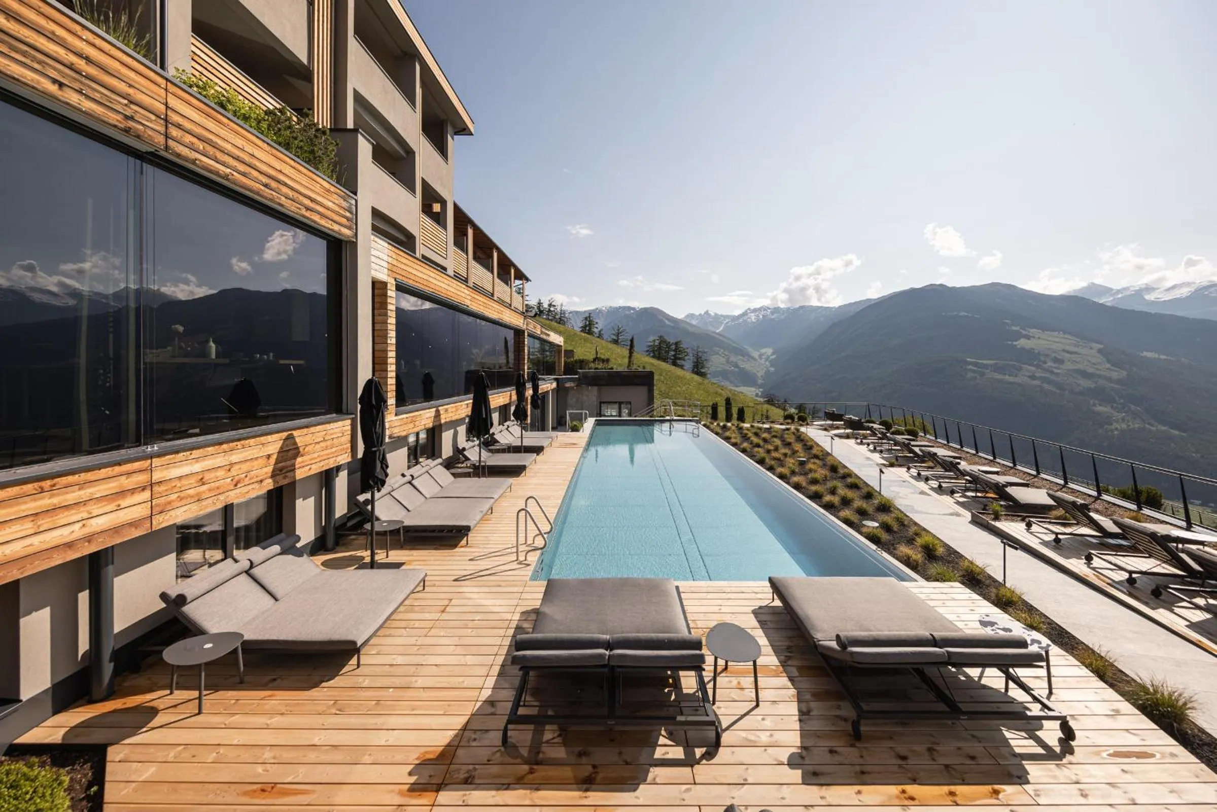 Swimming pool in DAS GERSTL Alpine Retreat
