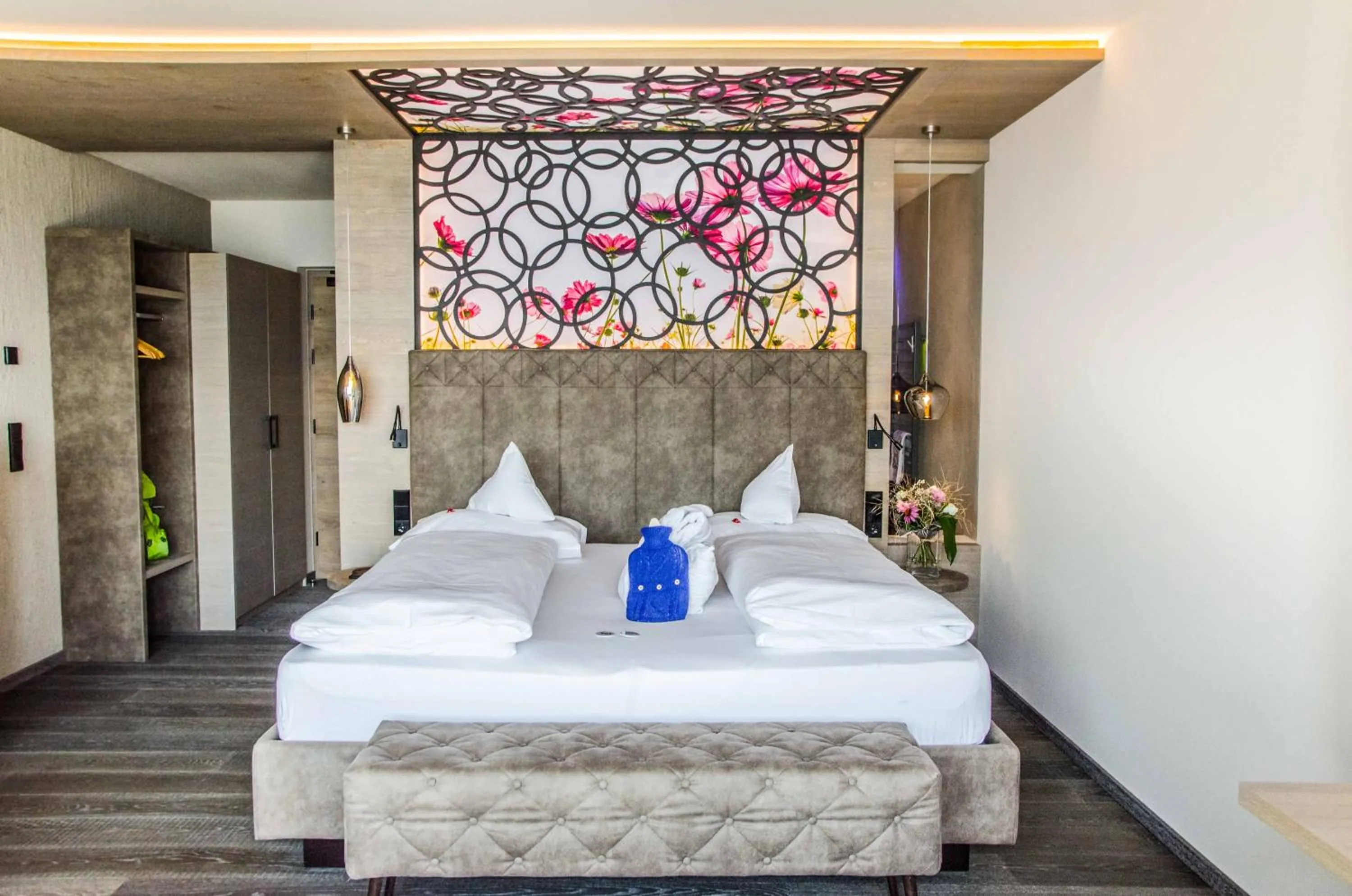 Mountain view, Bed in DAS GERSTL Alpine Retreat