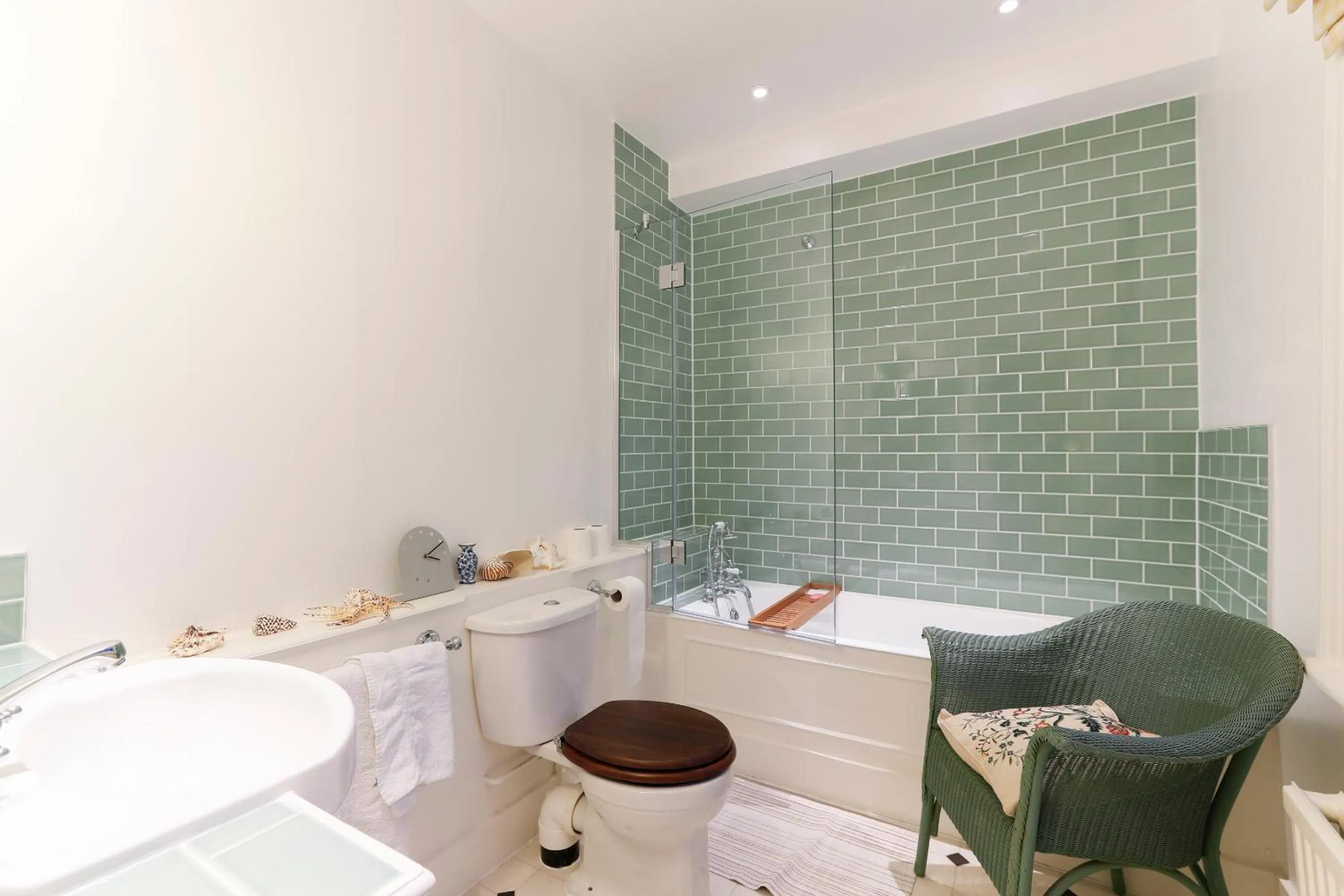 Bathroom in Attractive Chelsea apartment for four