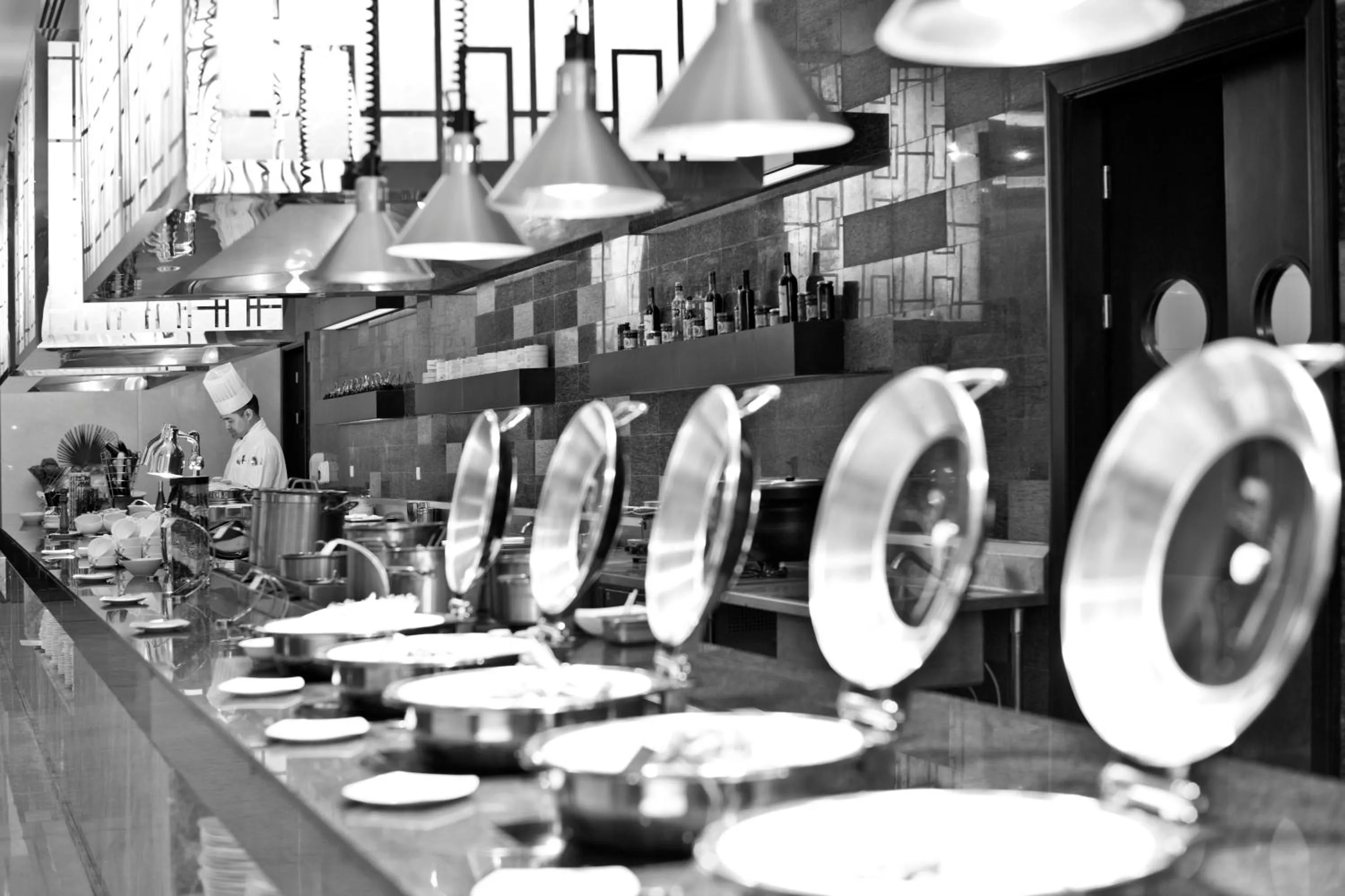 Restaurant/places to eat in Regal Plaza Hotel & Residence