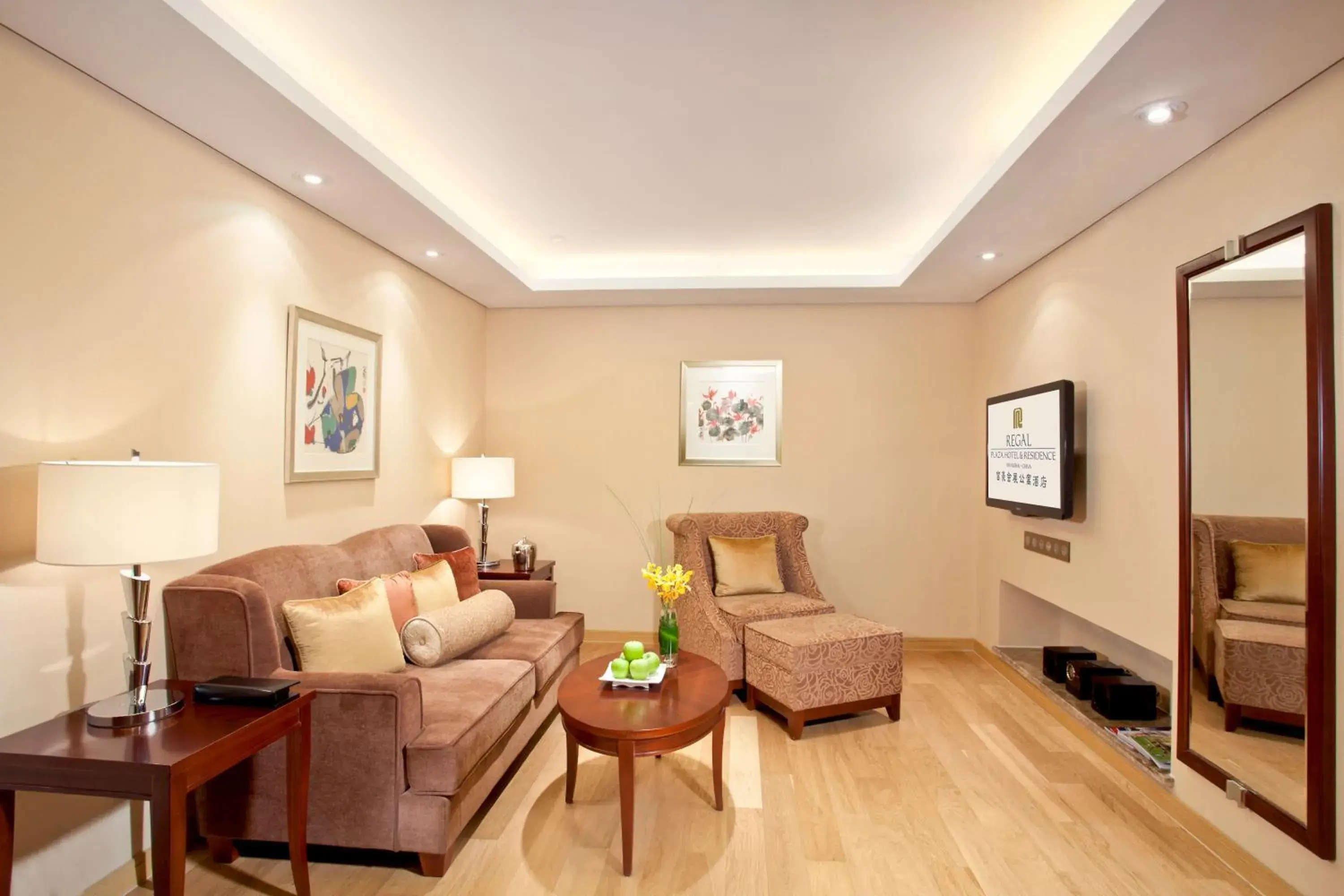 Deluxe Suite Two Bedrooms and One Living Room in Regal Plaza Hotel & Residence Deluxe Suite Two Bedrooms and One Living Room in Regal Plaza Hotel & Residence