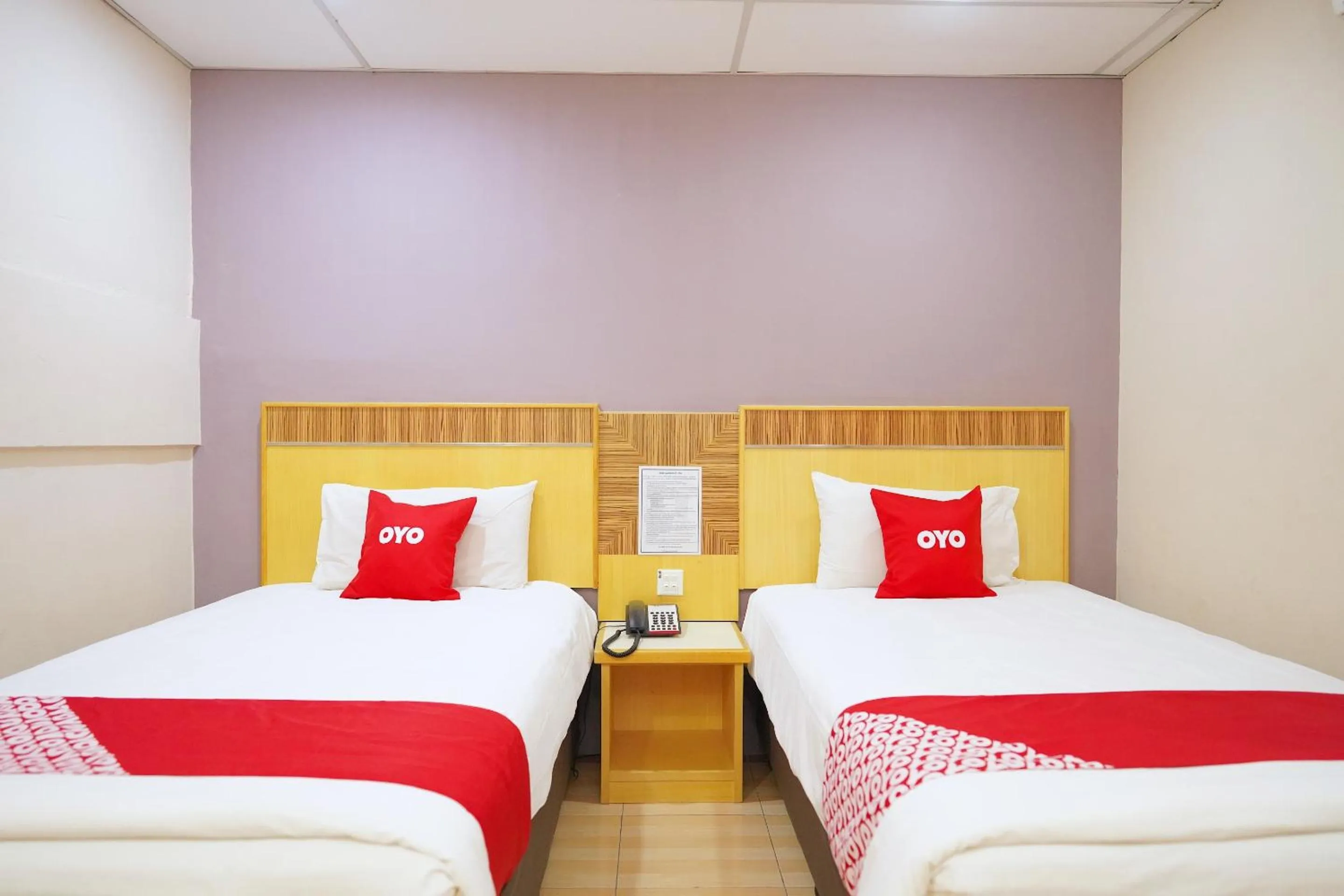 Bedroom, Bed in Houz Inn