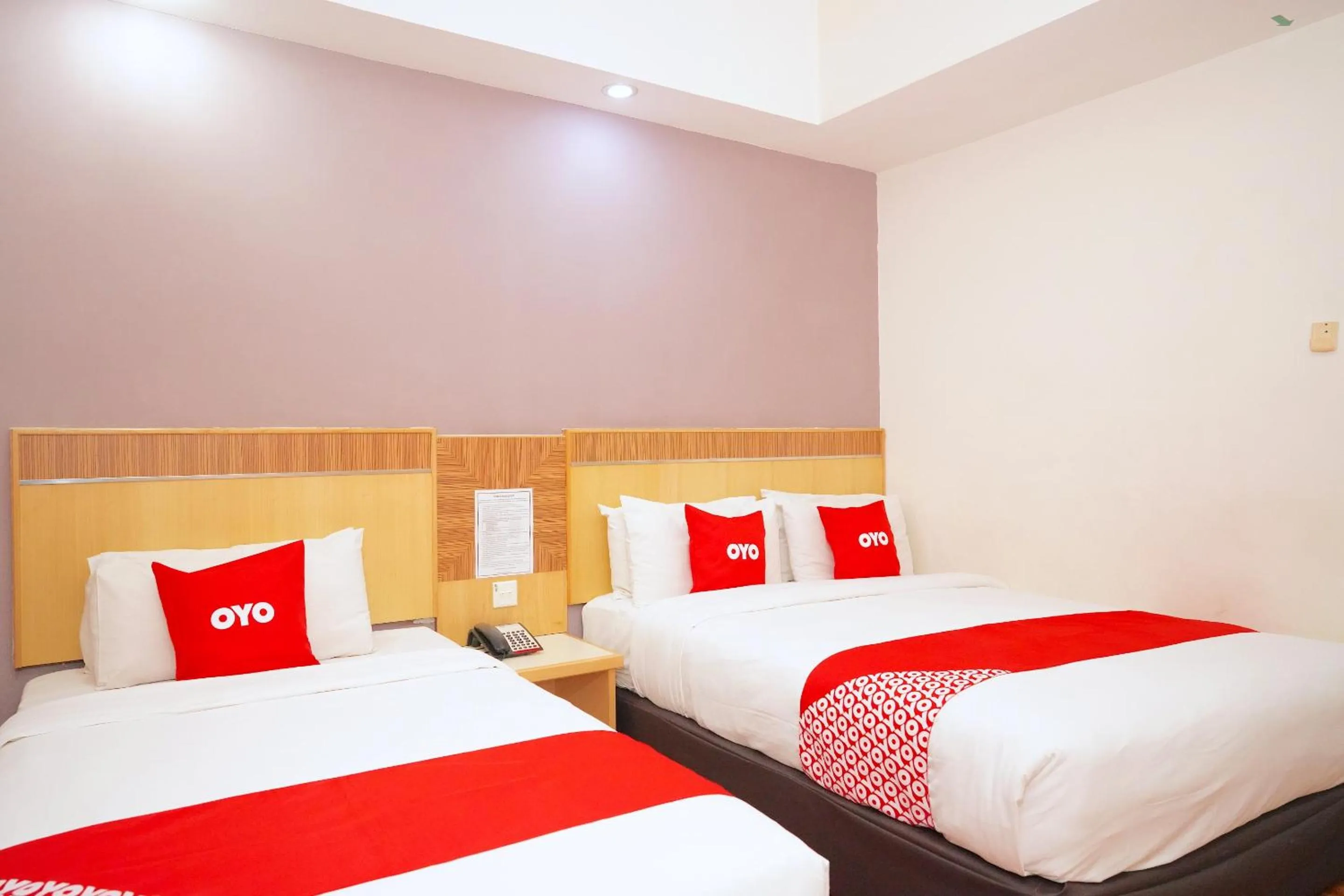 Bedroom, Bed in Houz Inn