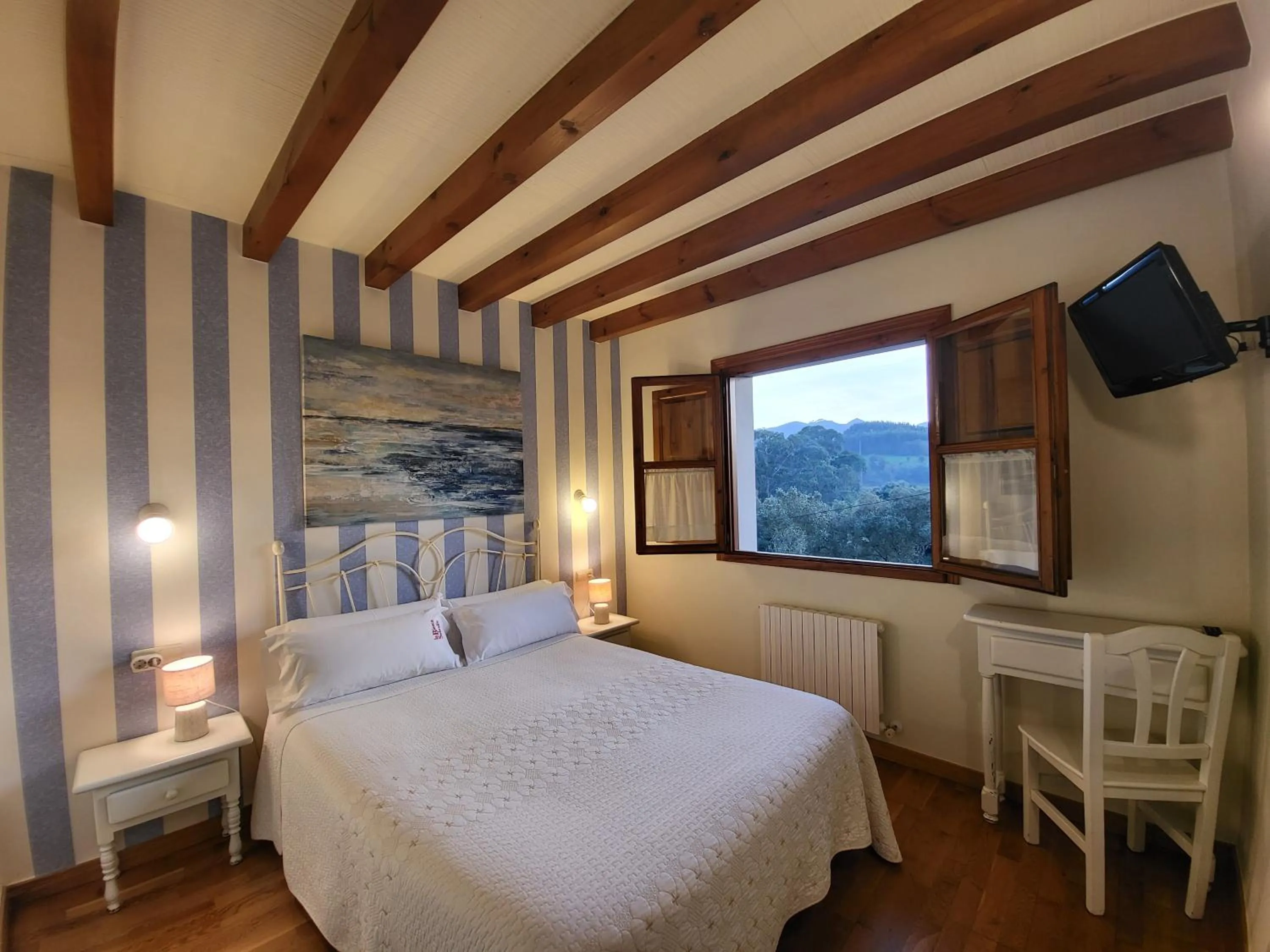 Bed in La Biesca Sebreñu