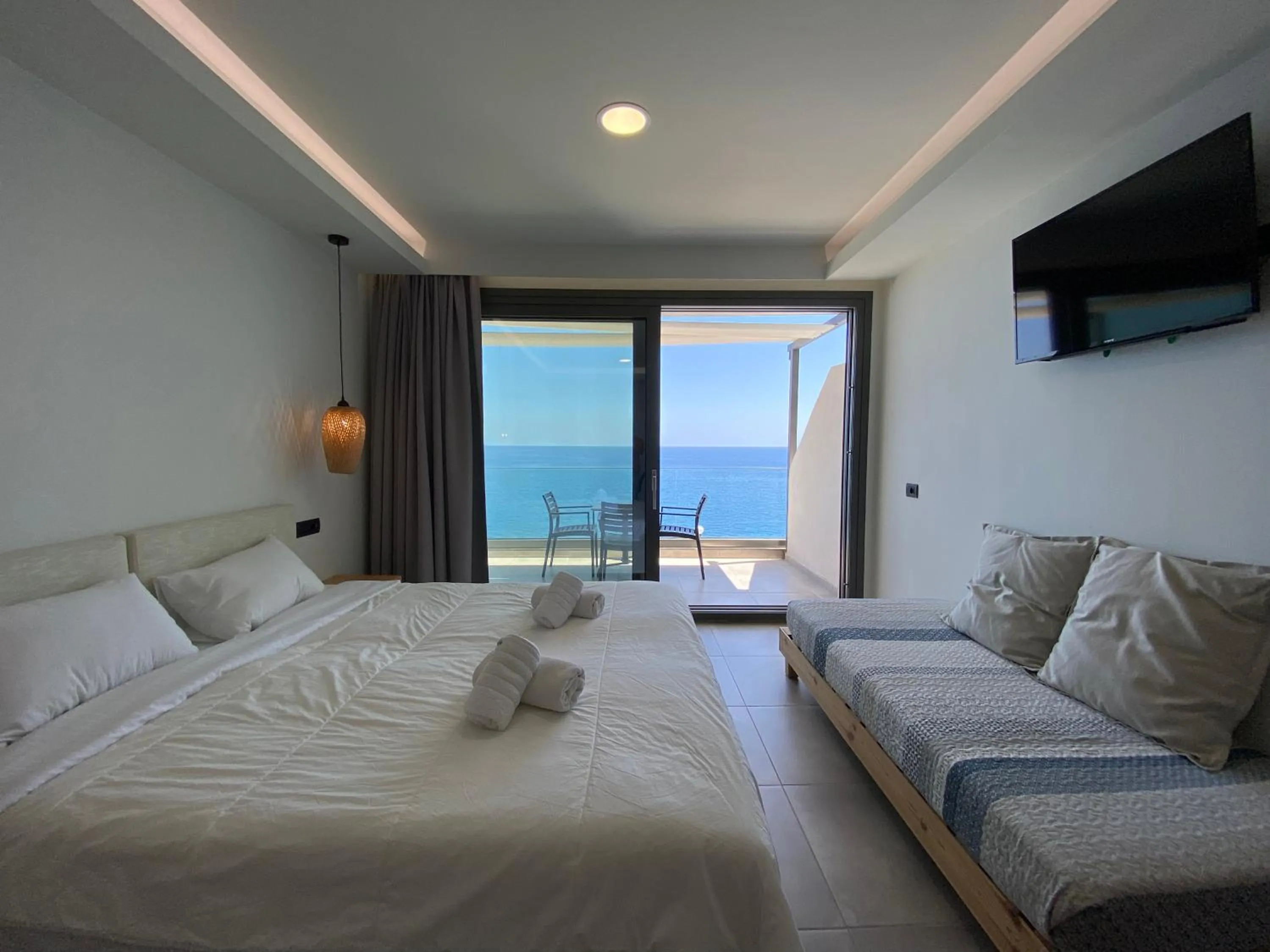 Bed in Ostria Apartments