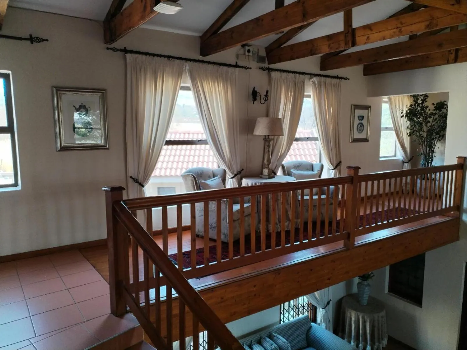 Decorative detail in Hole In One