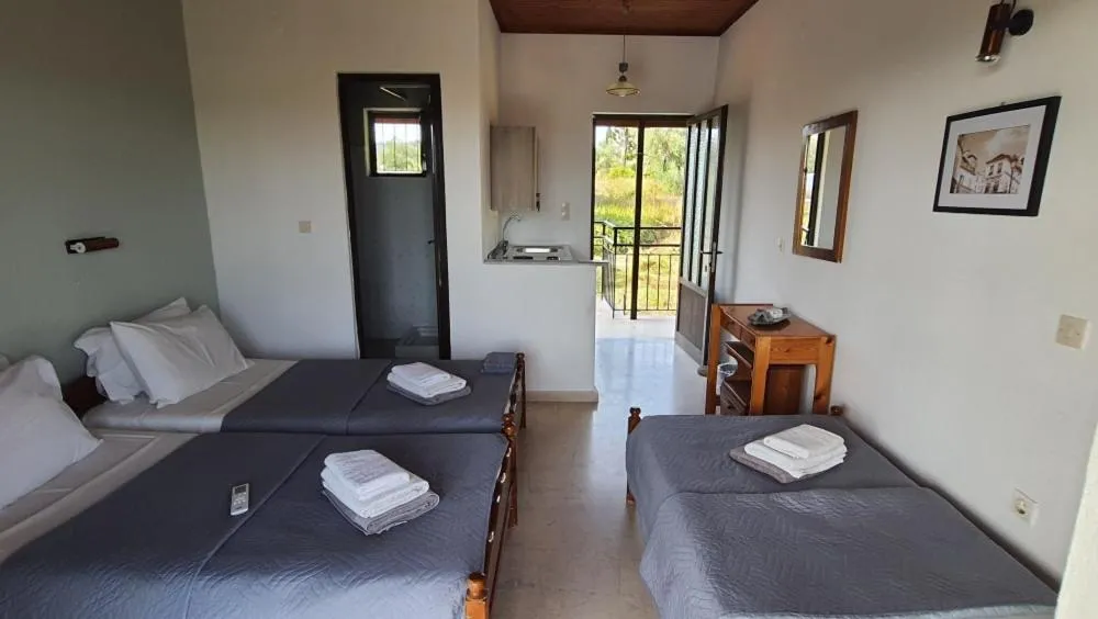 Bed in Palmyra Studios