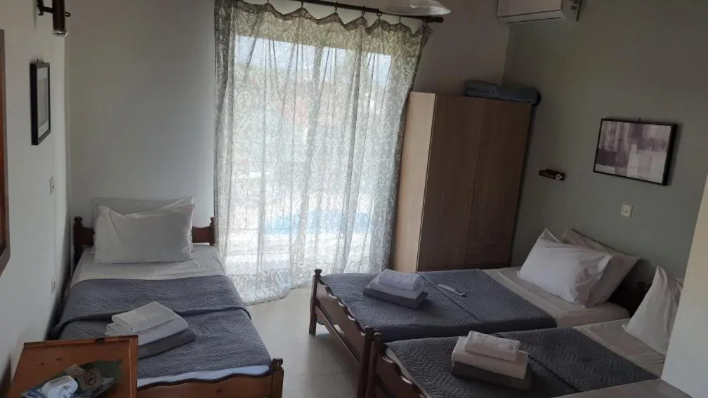 Bed in Palmyra Studios