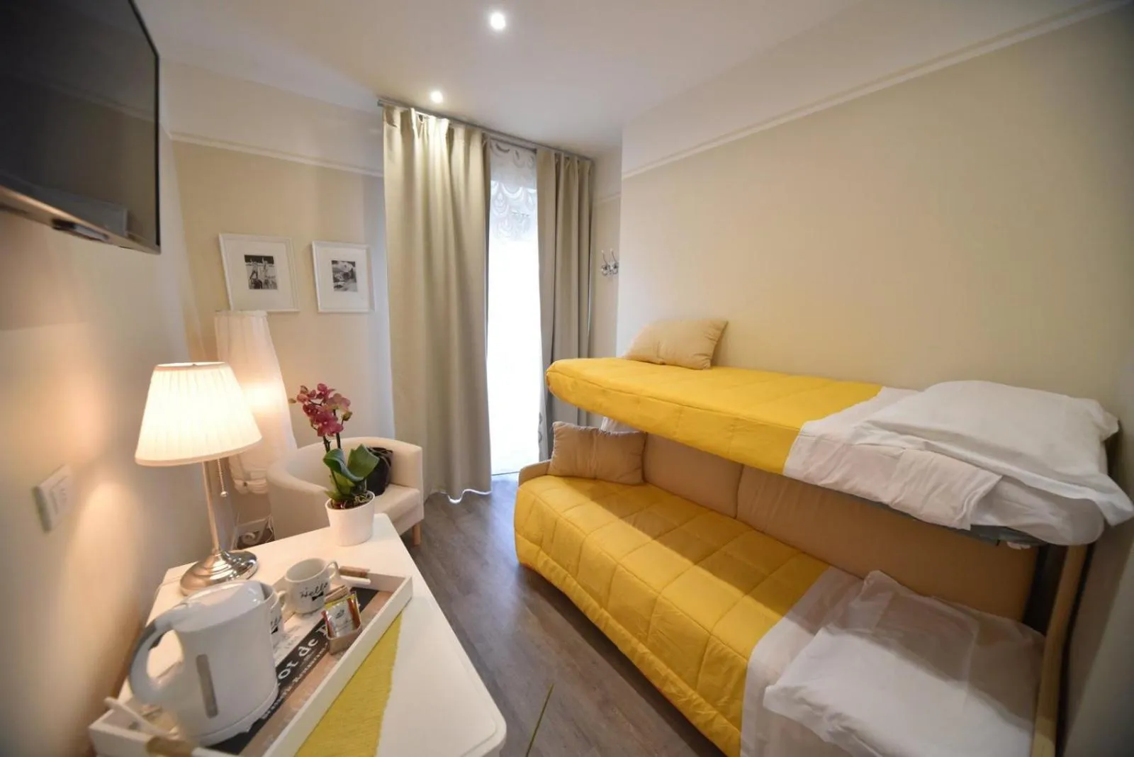 Bed in Hotel Villa Edda