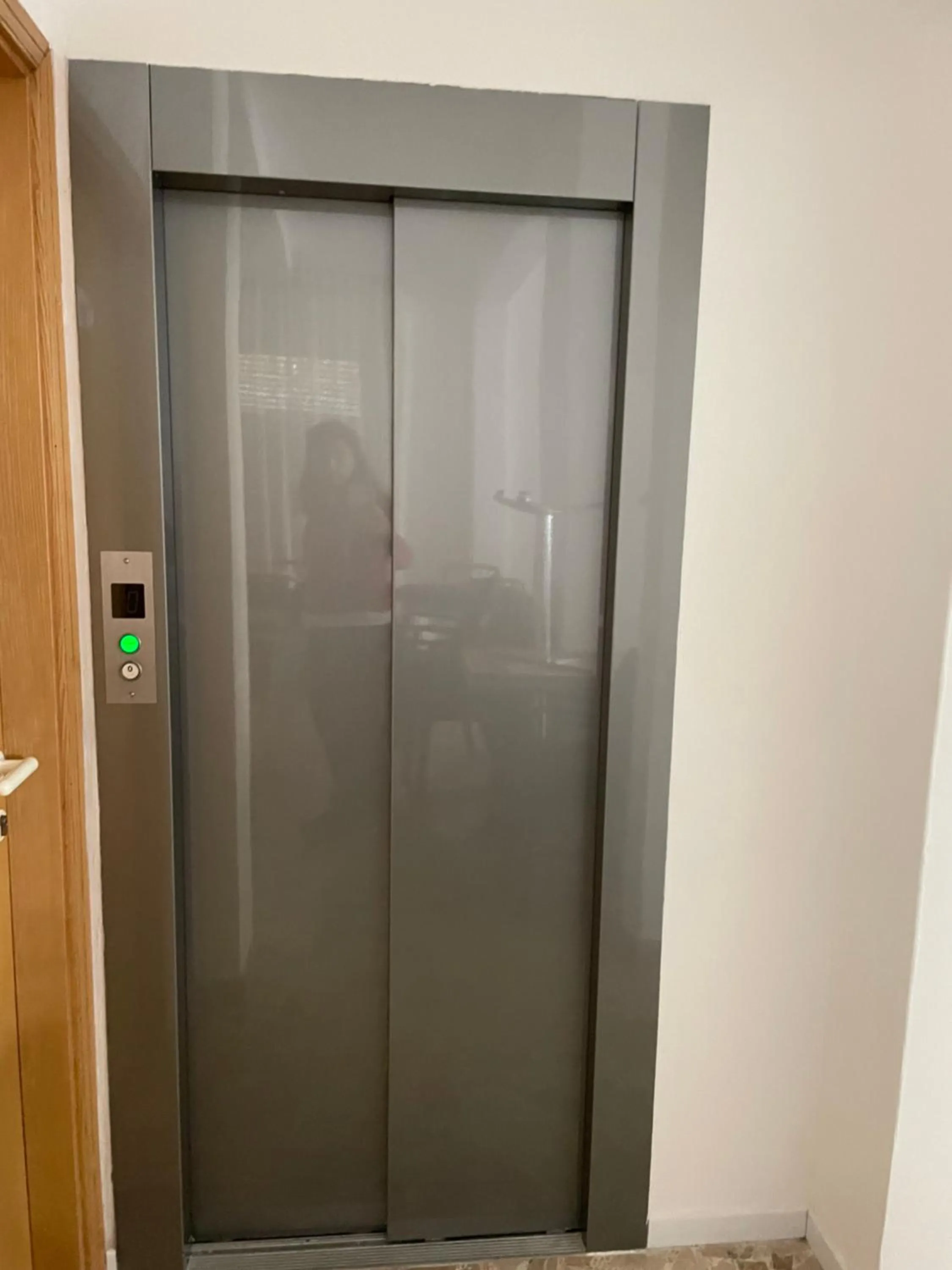 elevator in Hotel Barbiani