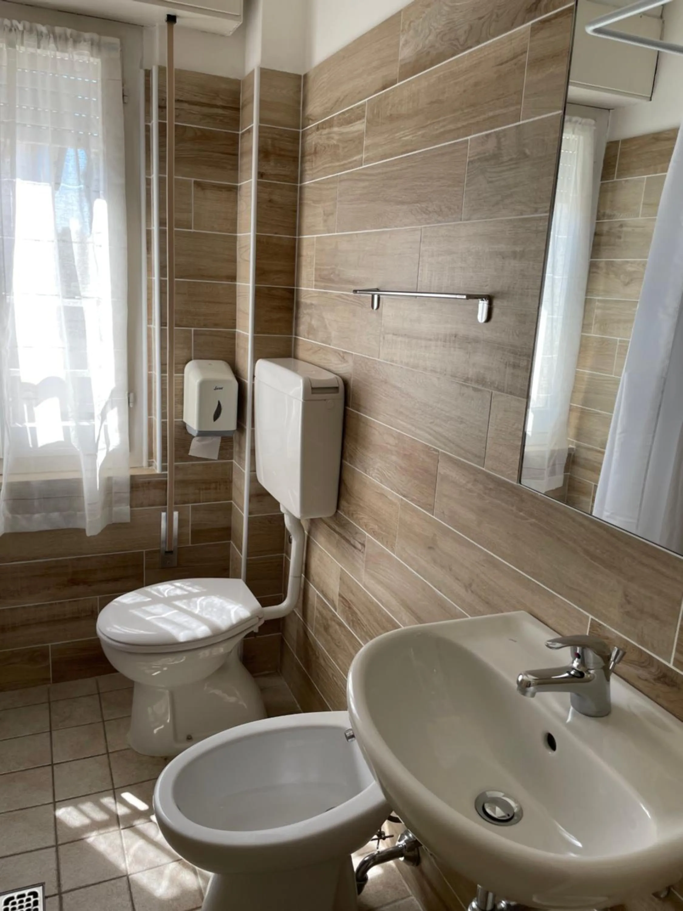 Toilet in Hotel Barbiani