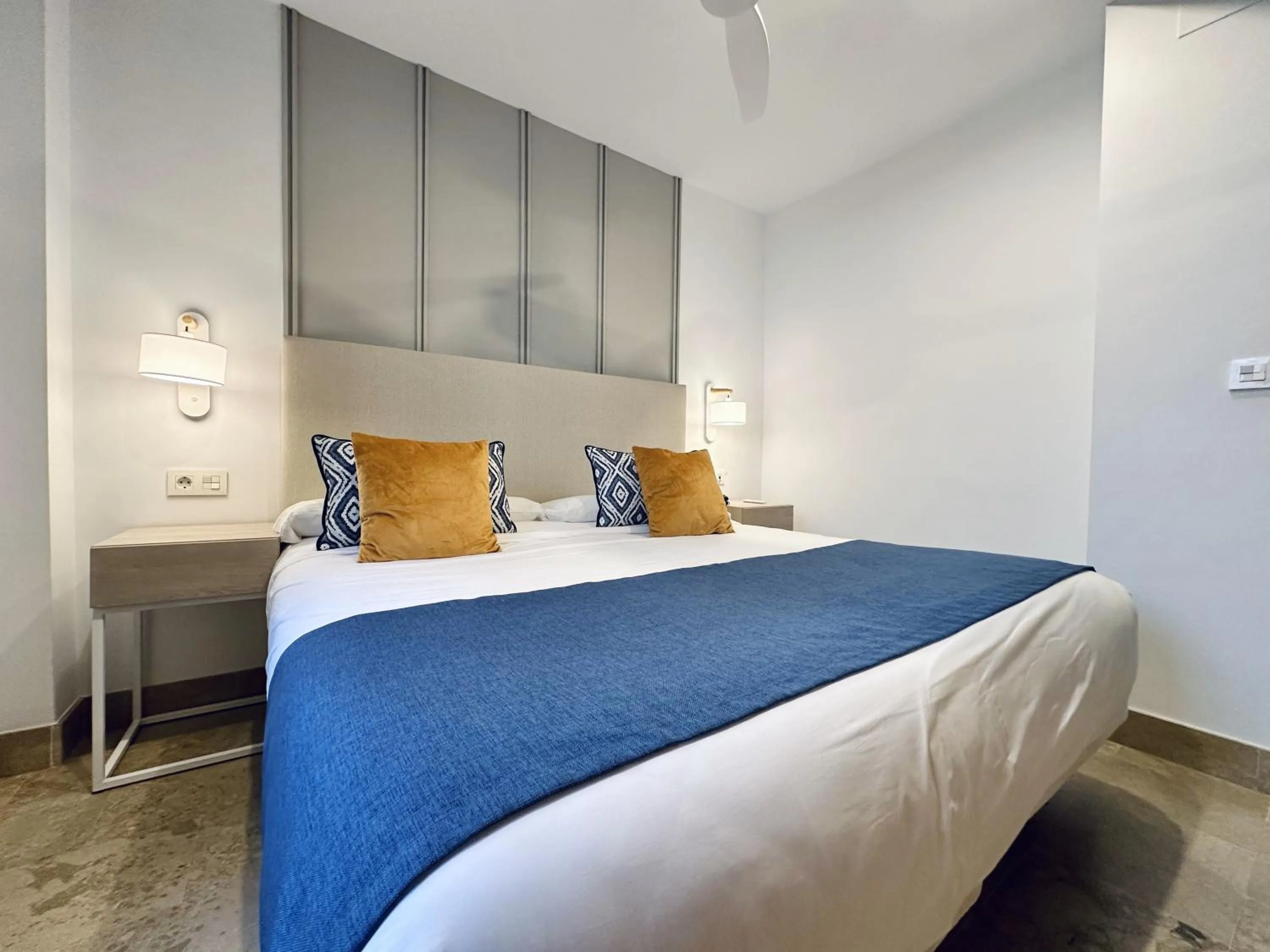 Bed in Hotel Apartamentos Marina Luz