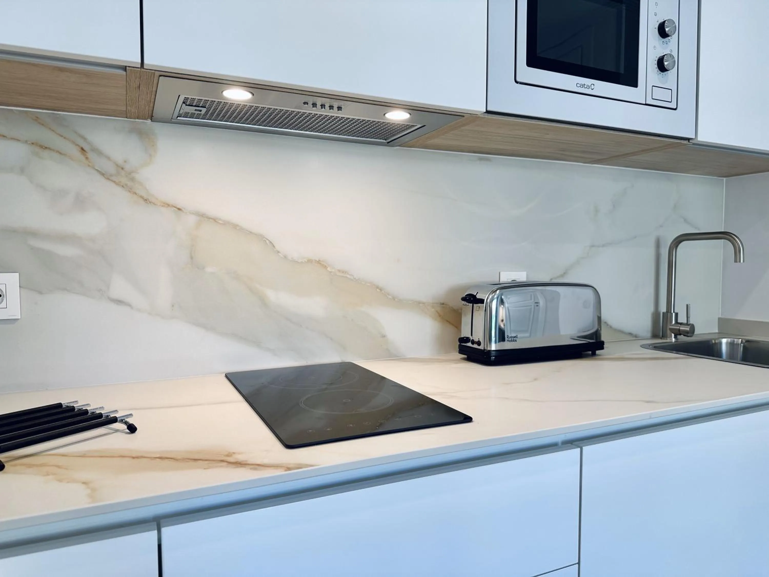 Kitchen or kitchenette in Hotel Apartamentos Marina Luz