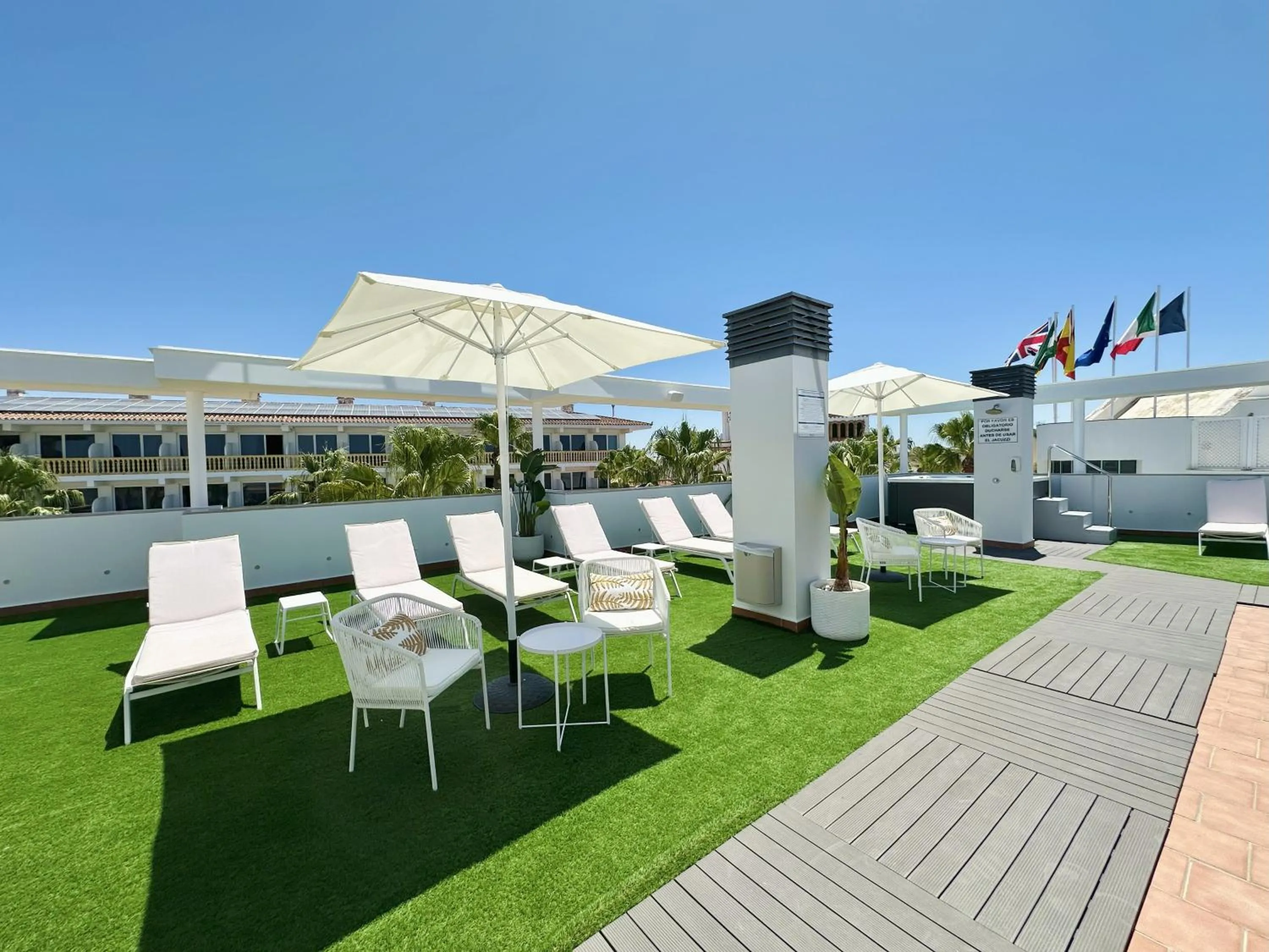 Garden in Hotel Apartamentos Marina Luz