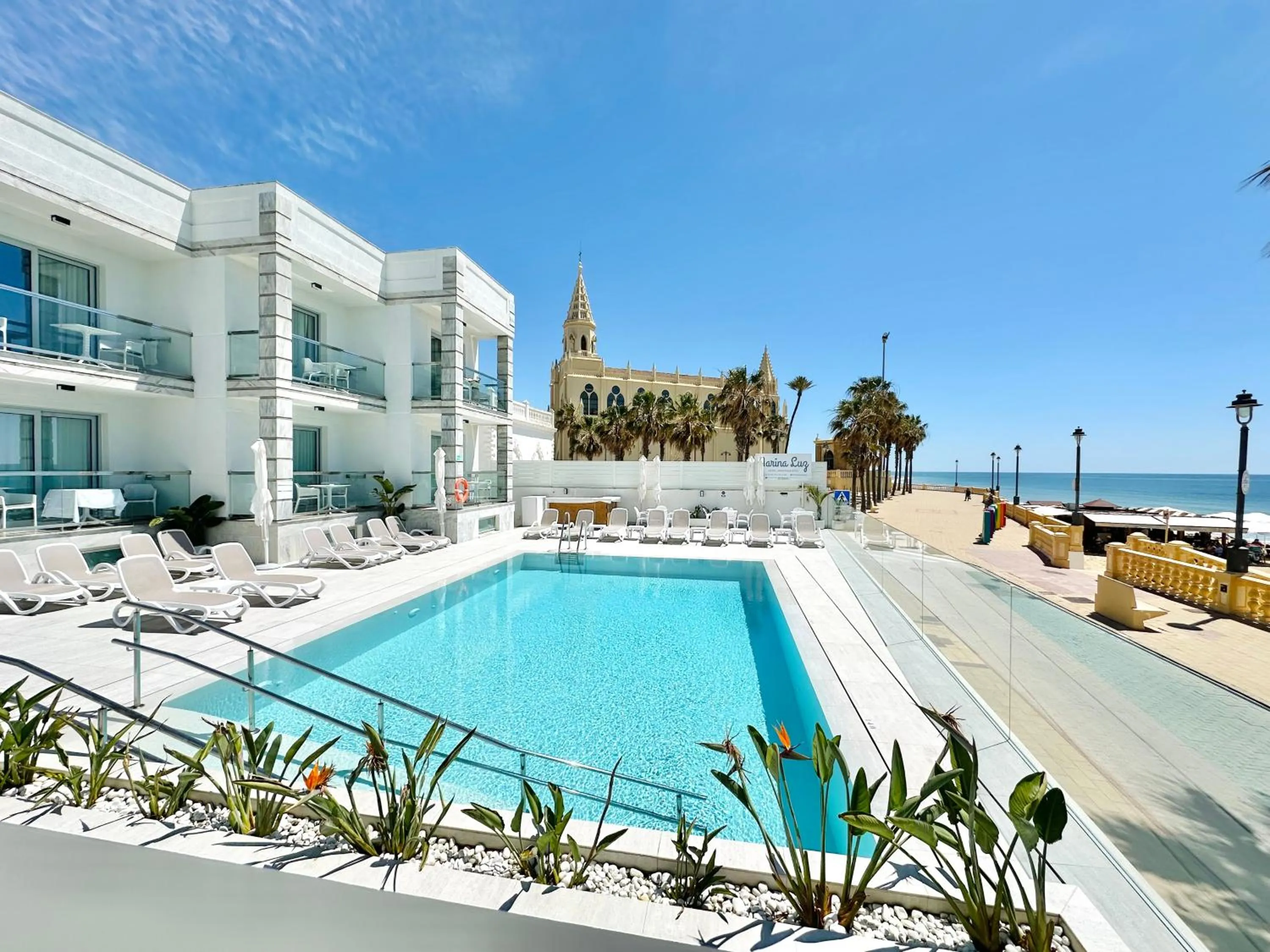 Property building in Hotel Apartamentos Marina Luz