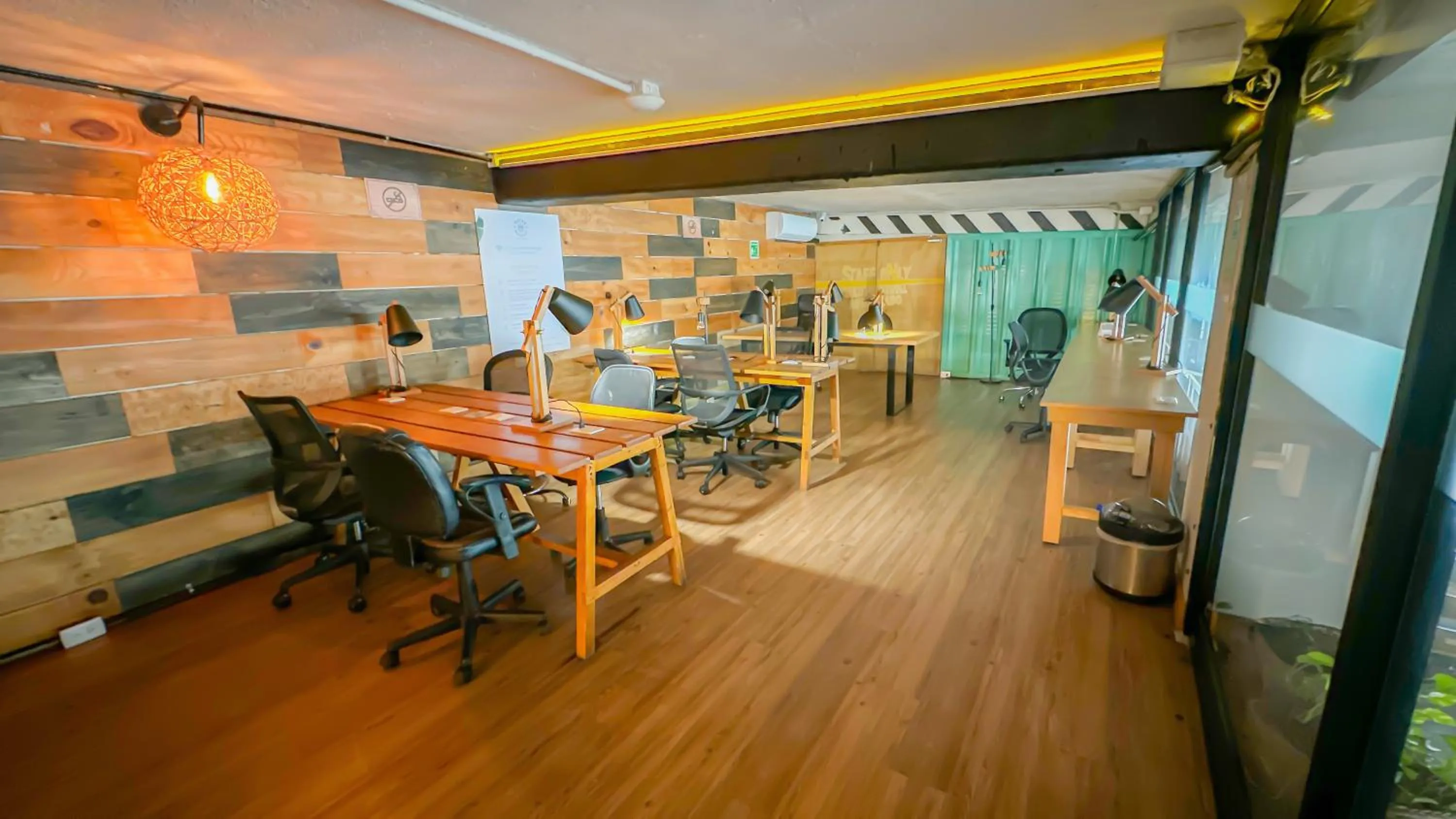 Business facilities in Mayan Monkey Cancun - Social Hotel