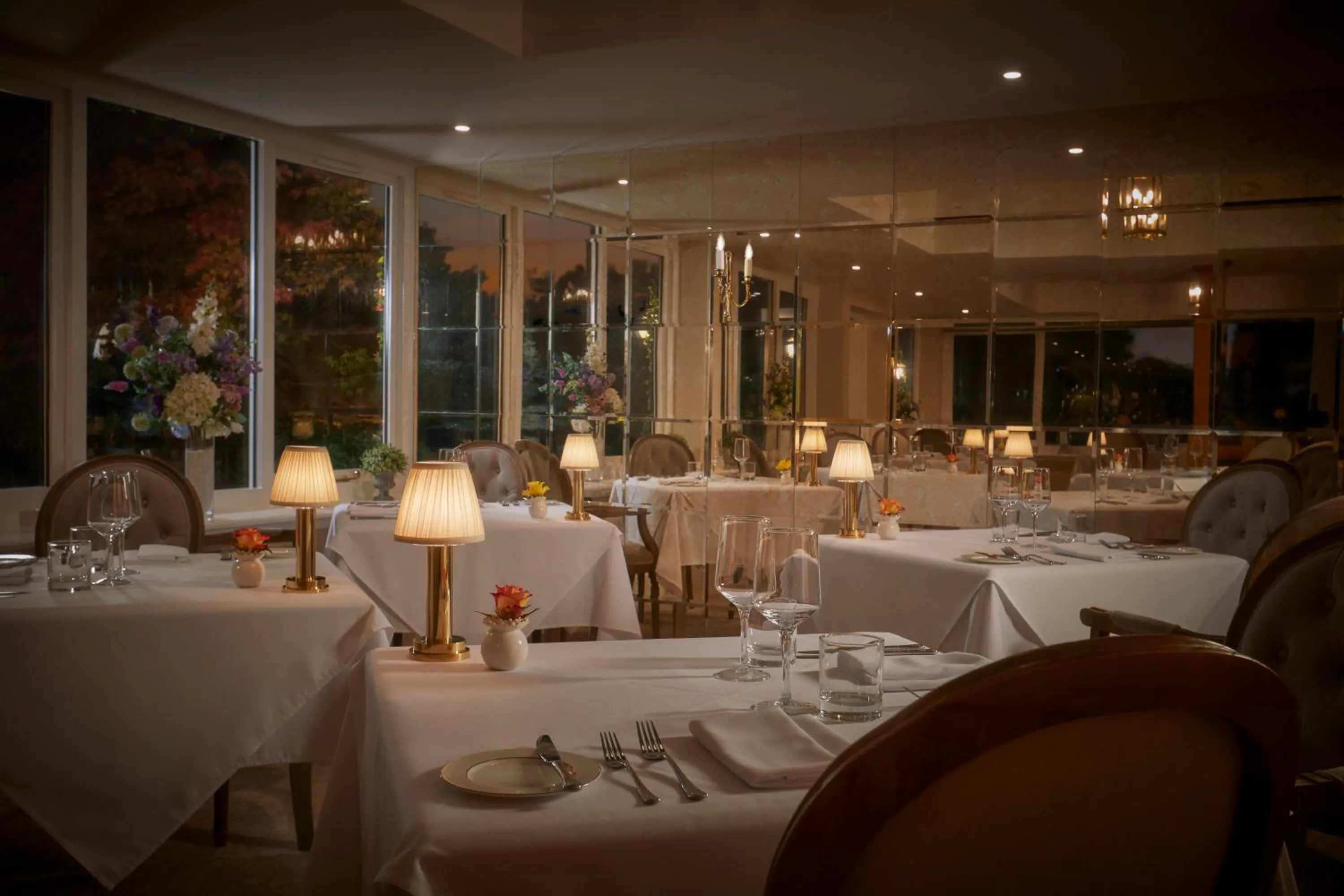 Restaurant/places to eat in Bathen House Boutique Hotel