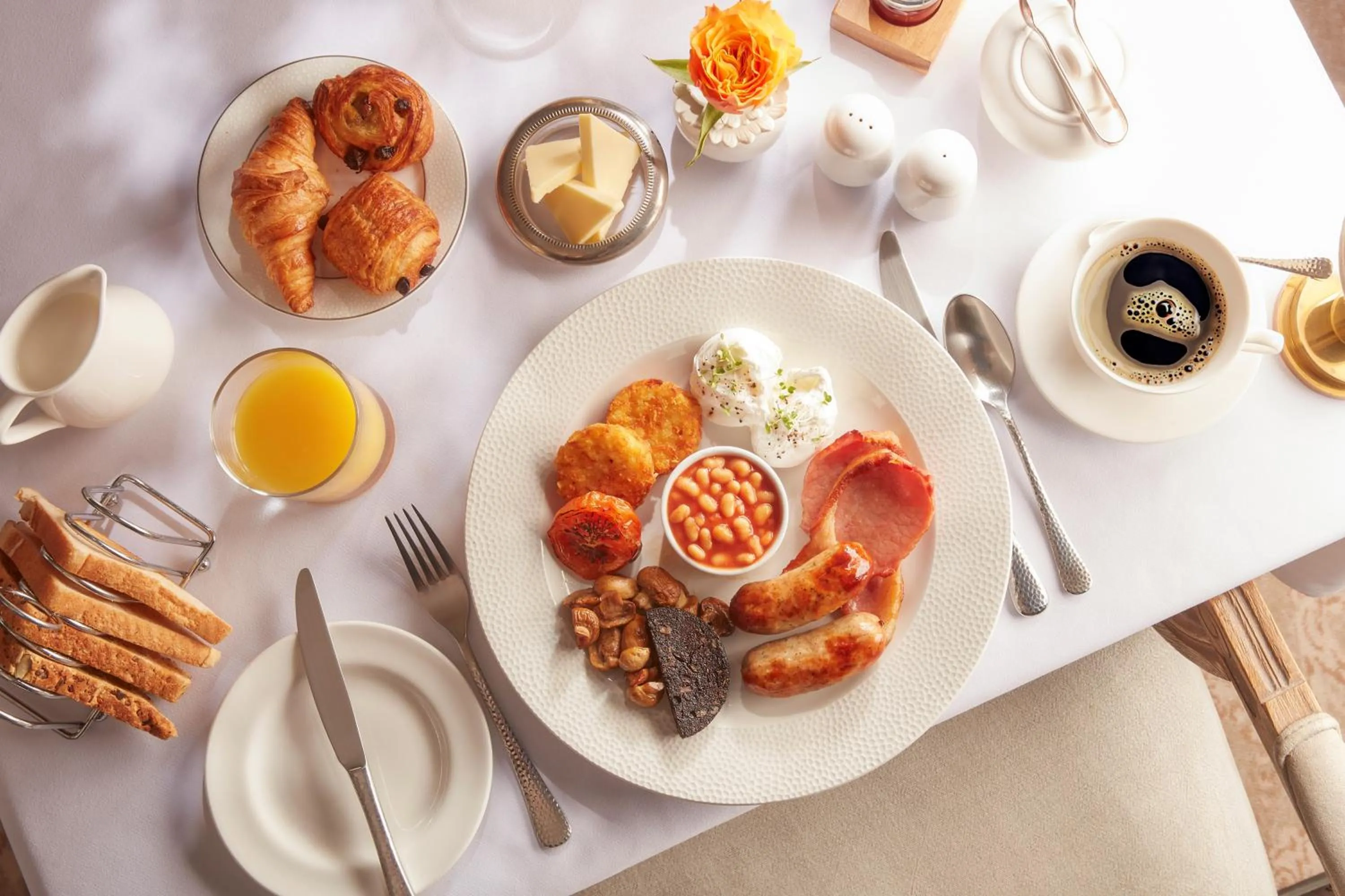 English/Irish breakfast in Bathen House Boutique Hotel