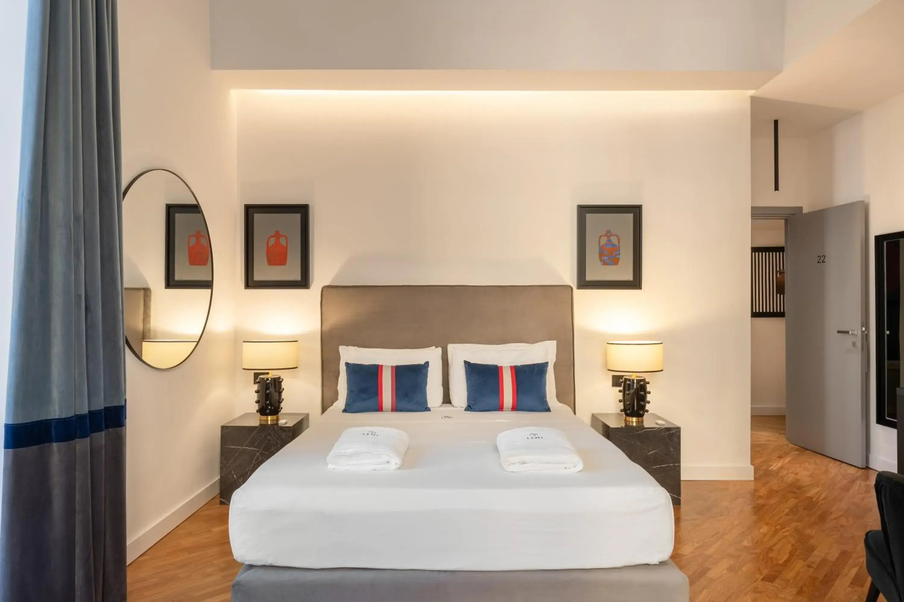 Triple room with balcony – Via Santa Lucia 76 in Le Mummarelle Triple room with balcony – Via Santa Lucia 76 in Le Mummarelle