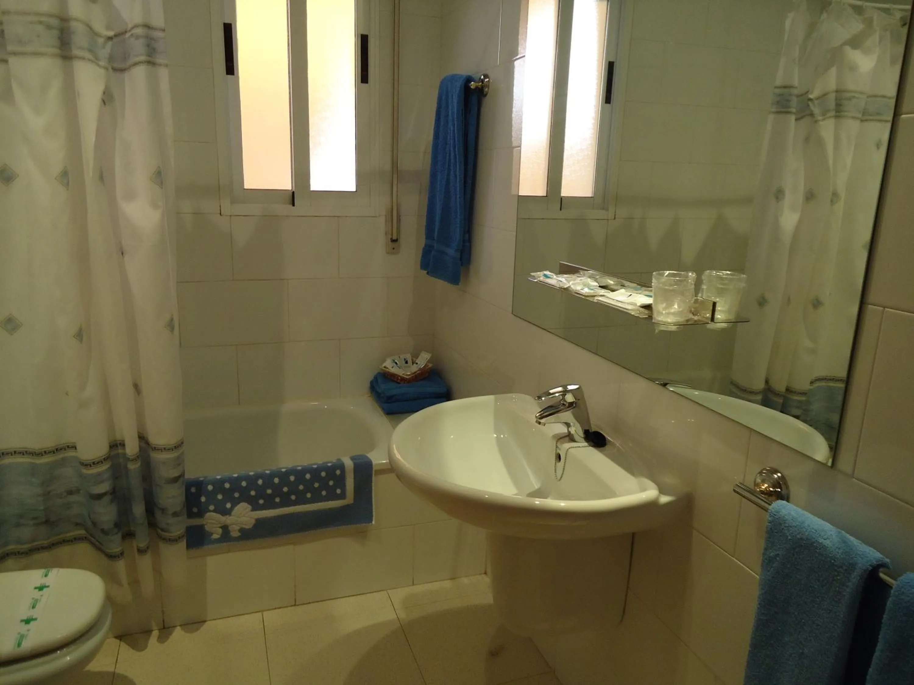 Bathroom in Hotel Mar Menor