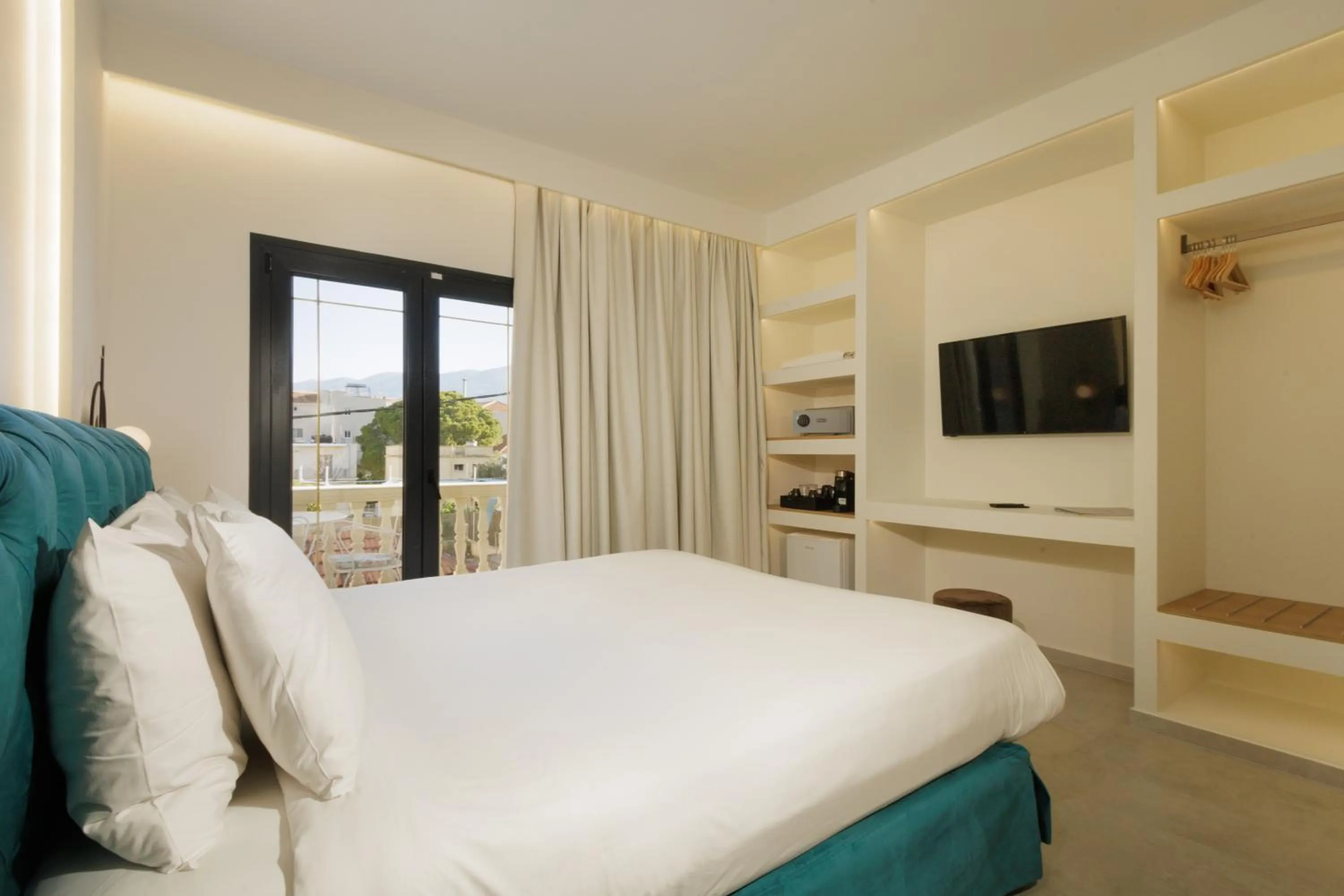 Bed in Alley Boutique Hotel and Spa